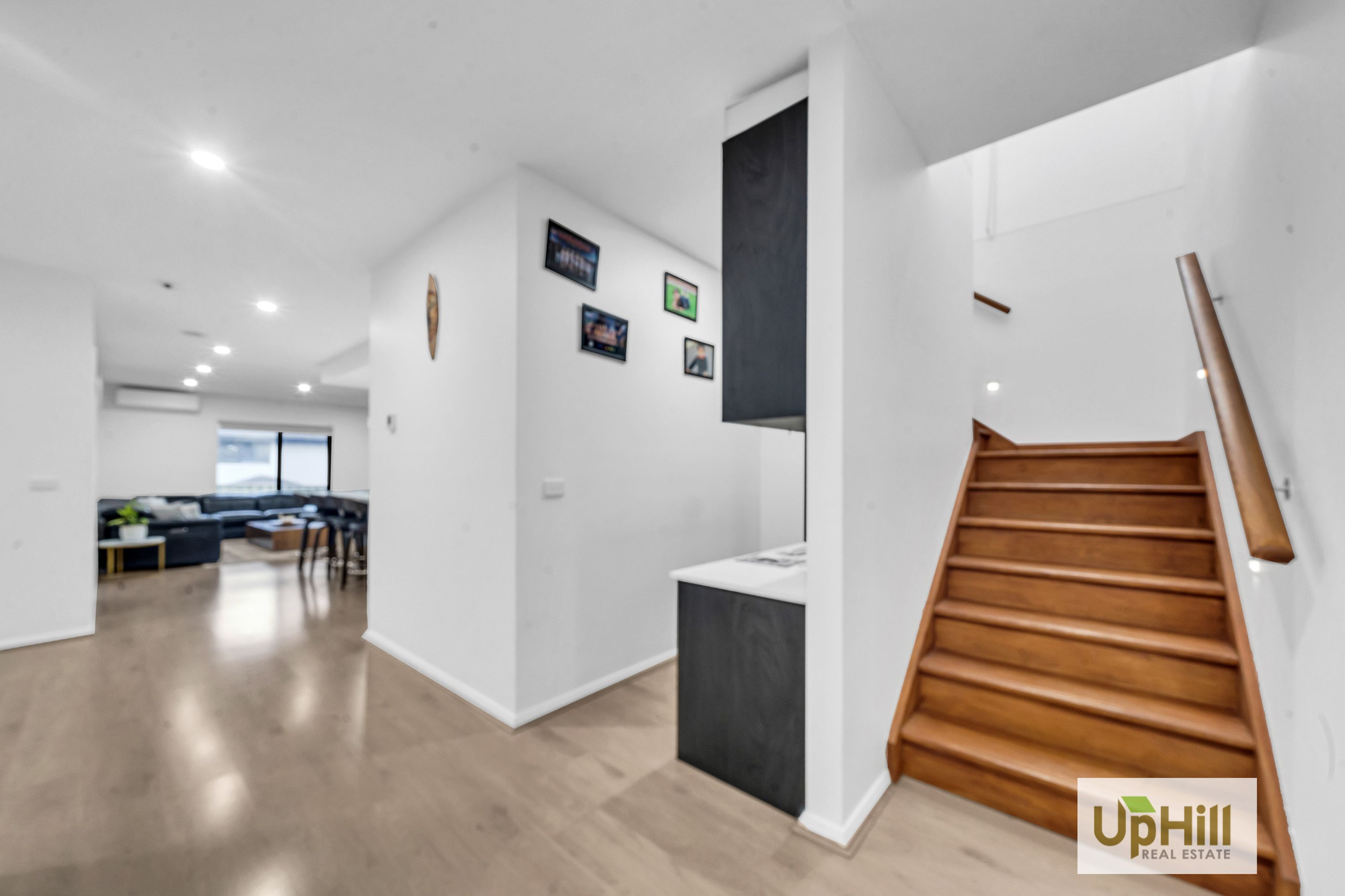 36 Greenslate Street, Clyde North - Thumbnail 7