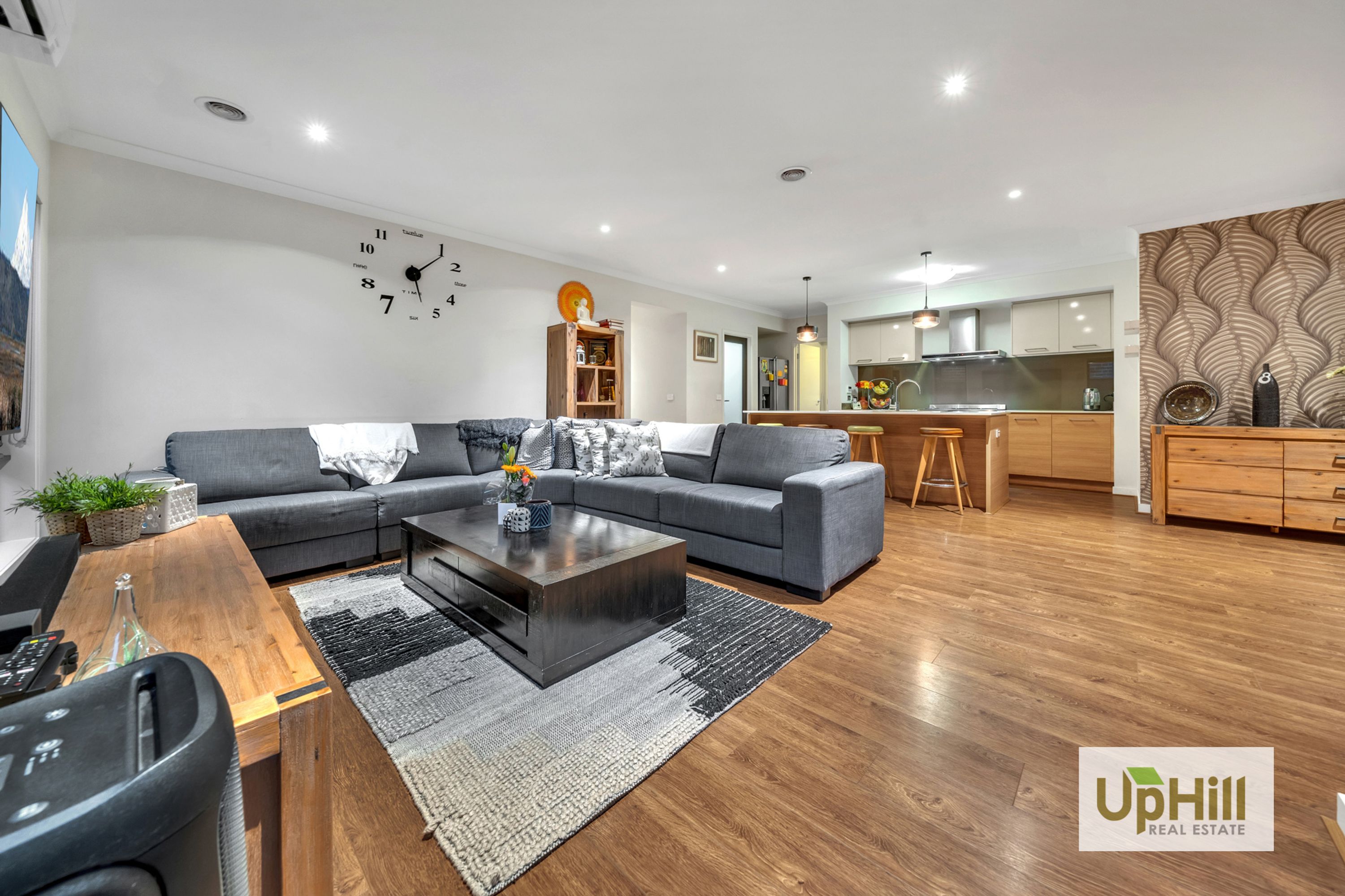 19 Yearling Crescent, Clyde North - Thumbnail 6