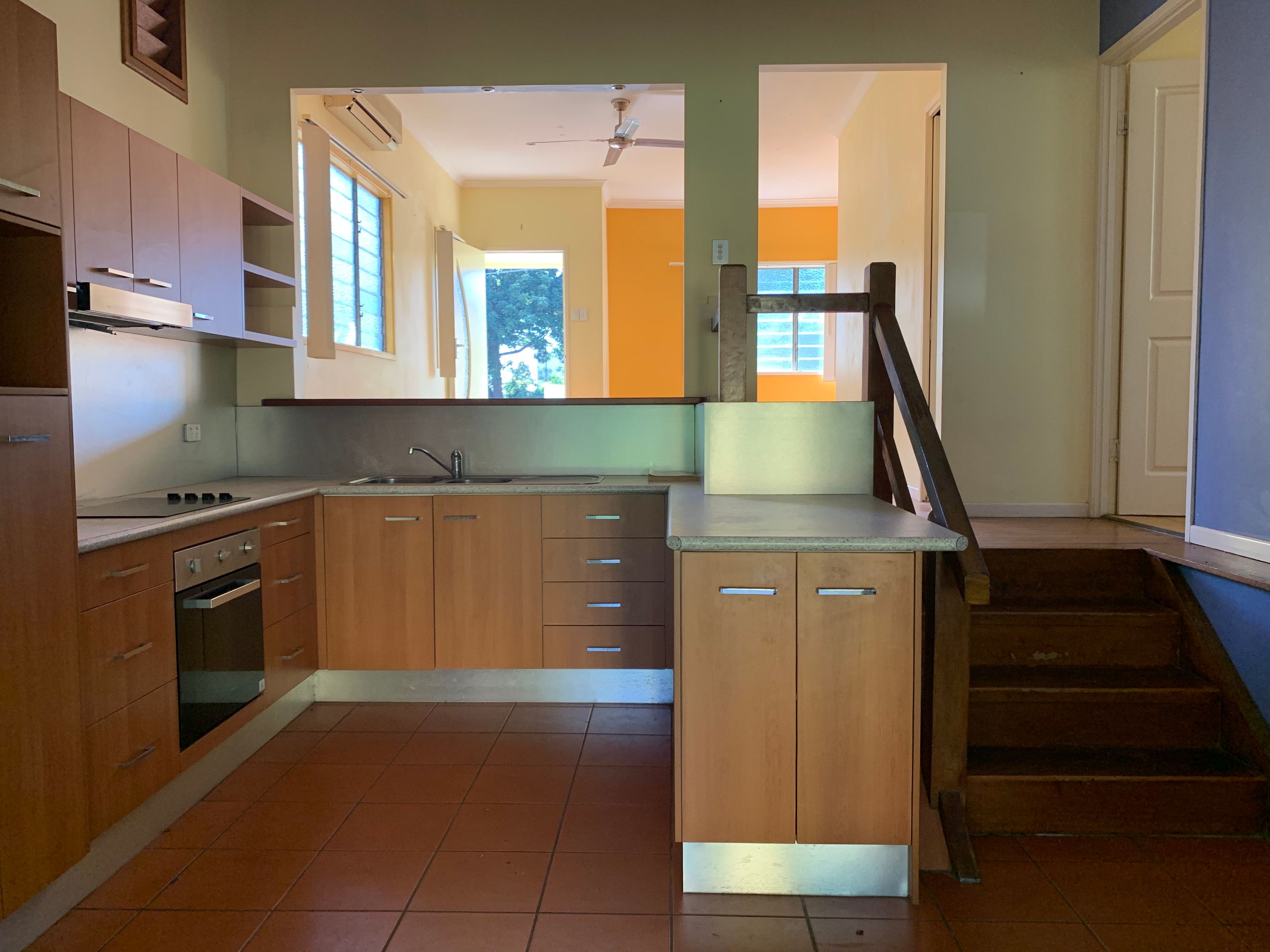 351 McLeod Street, Cairns North, QLD 4870, Cairns North - Thumbnail 4