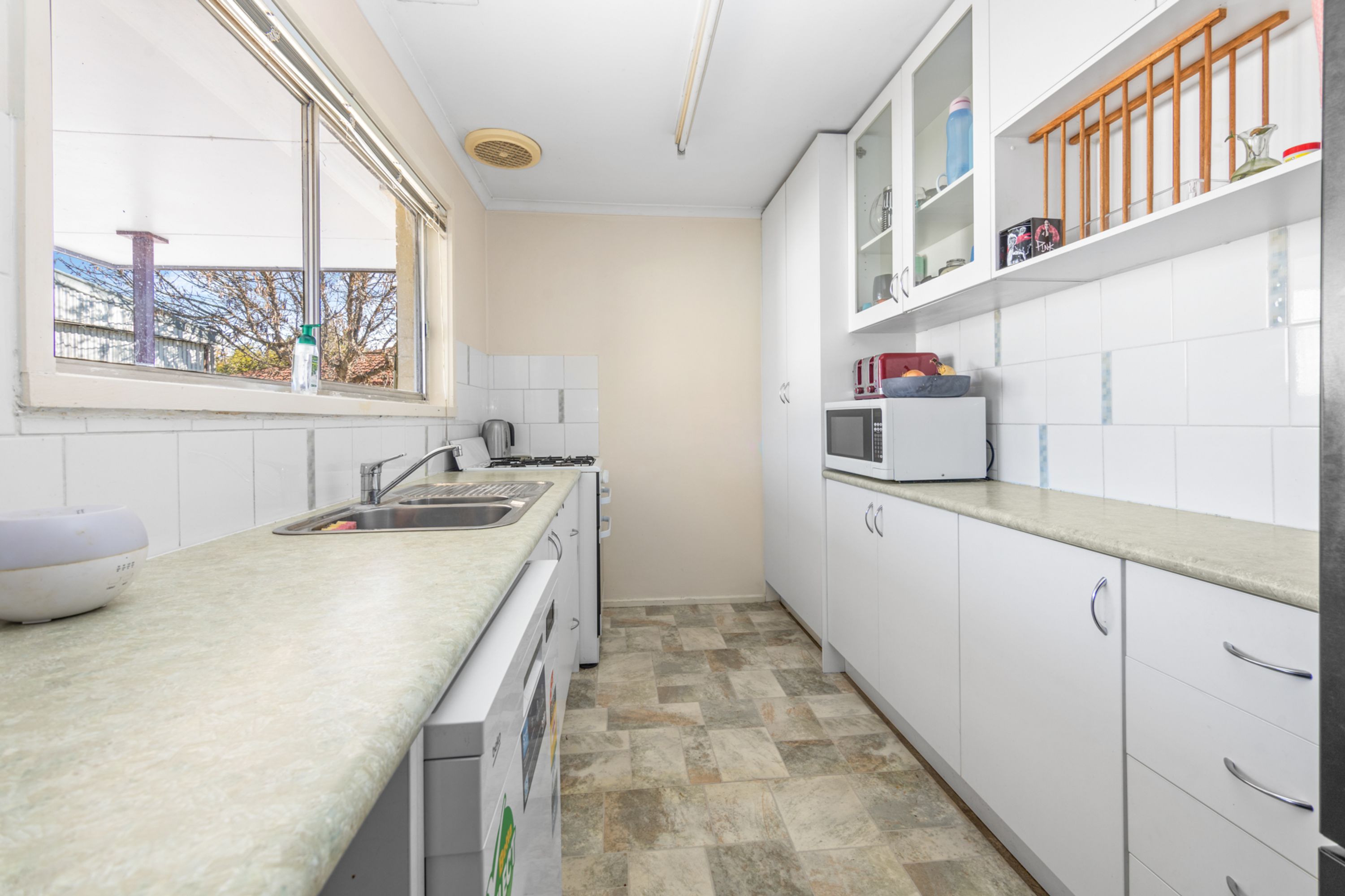15 Shirley Street, Horsham VIC 3400, Horsham - Thumbnail 3