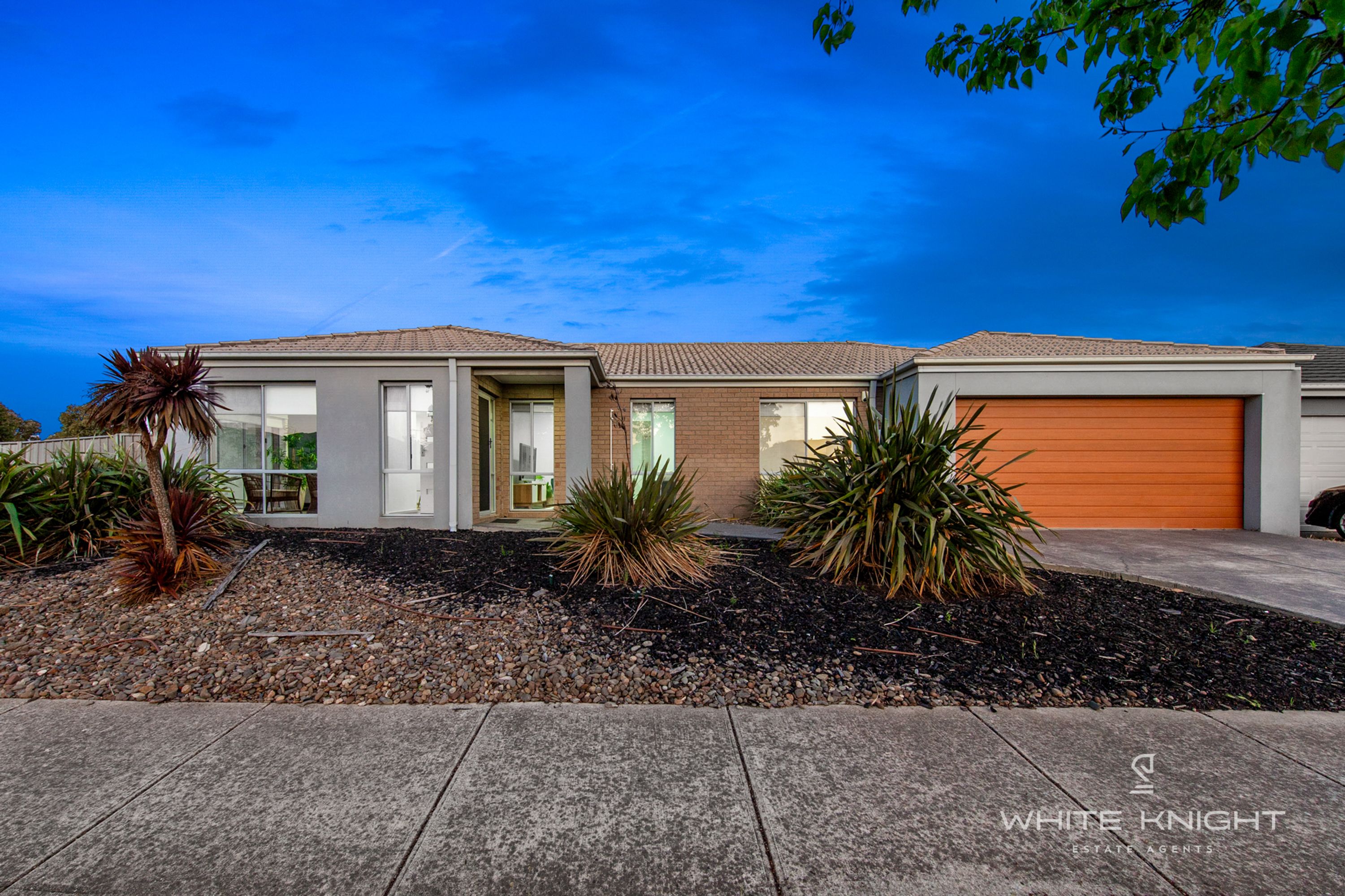 61 Hemsley Drive, Deer Park VIC 3023, Deer Park - Thumbnail 2