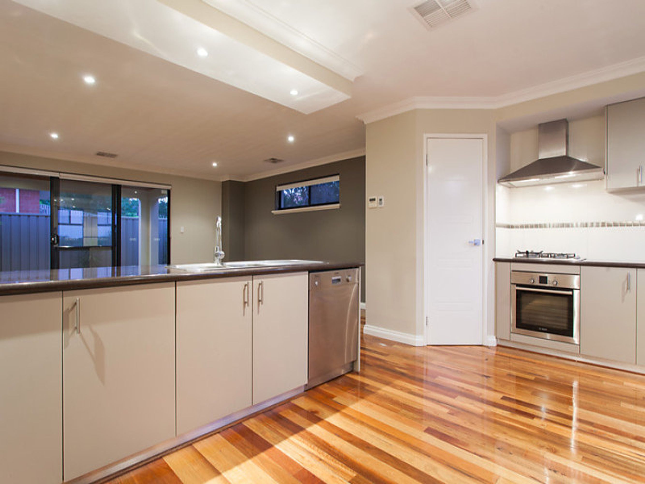 9B Charles Street, Karrinyup - Thumbnail 3