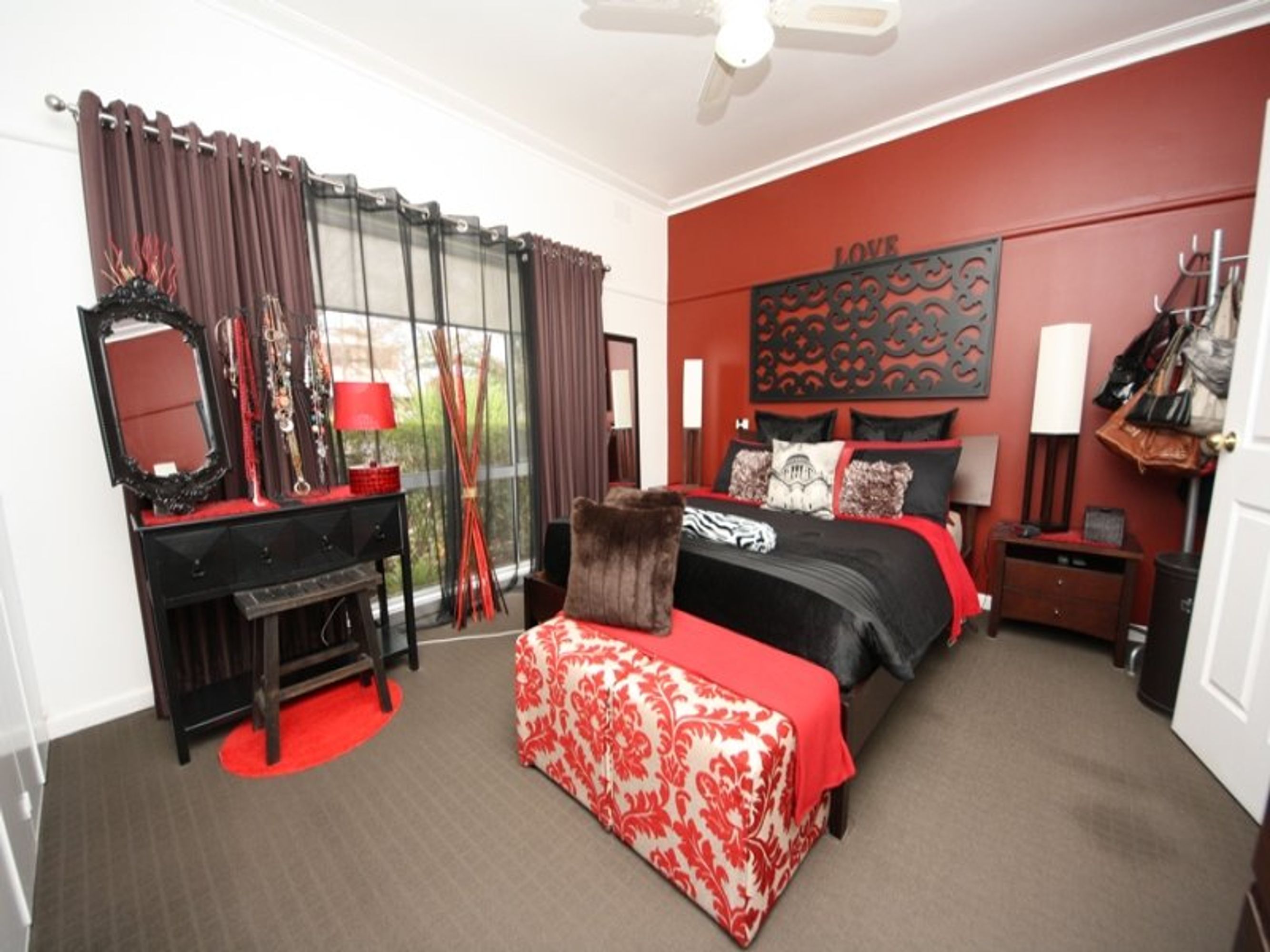 11 Searle Street, Horsham VIC 3400, Horsham - Thumbnail 5