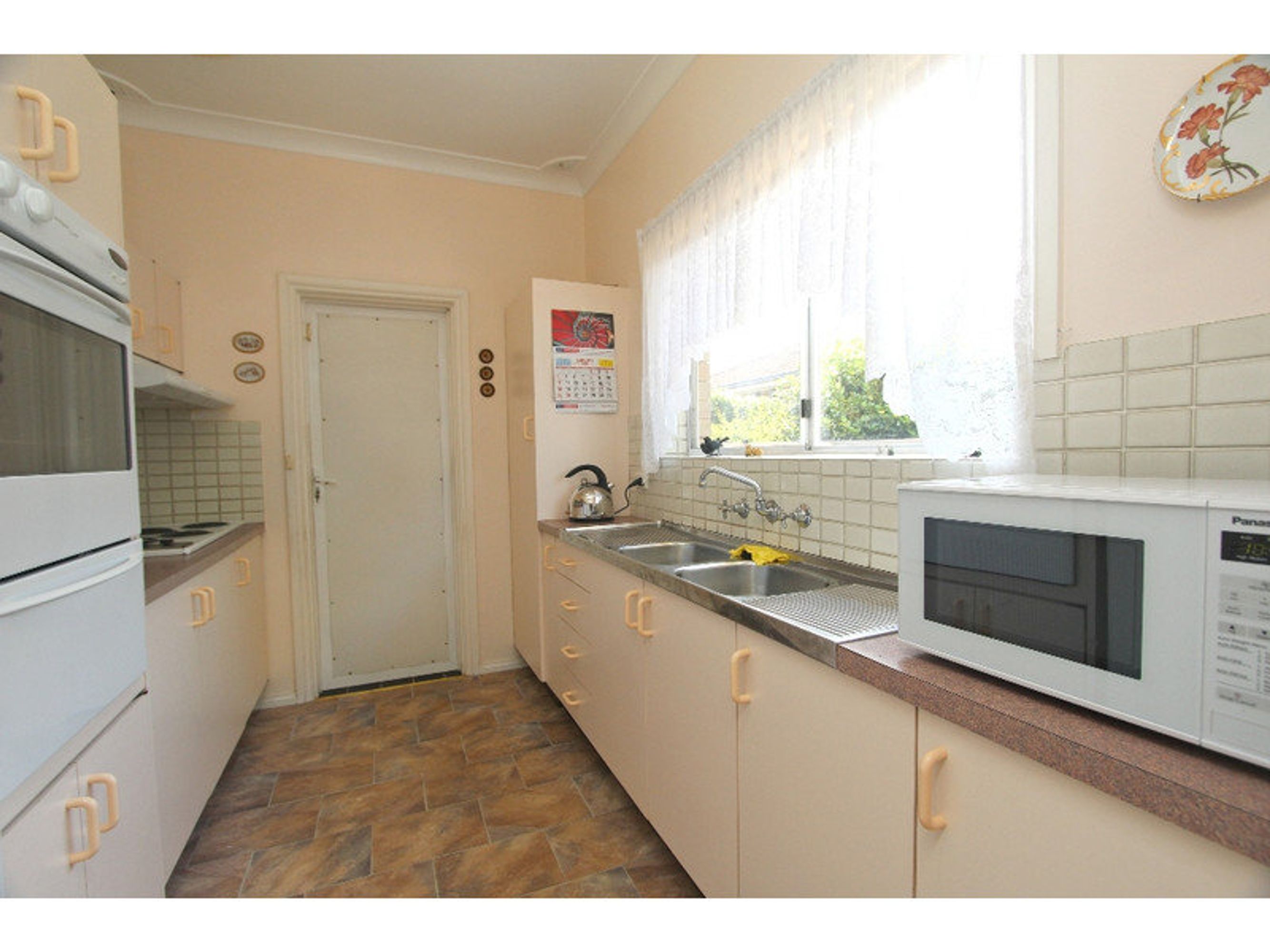 2/69 Albert Street, Bexley, Bexley - Thumbnail 4