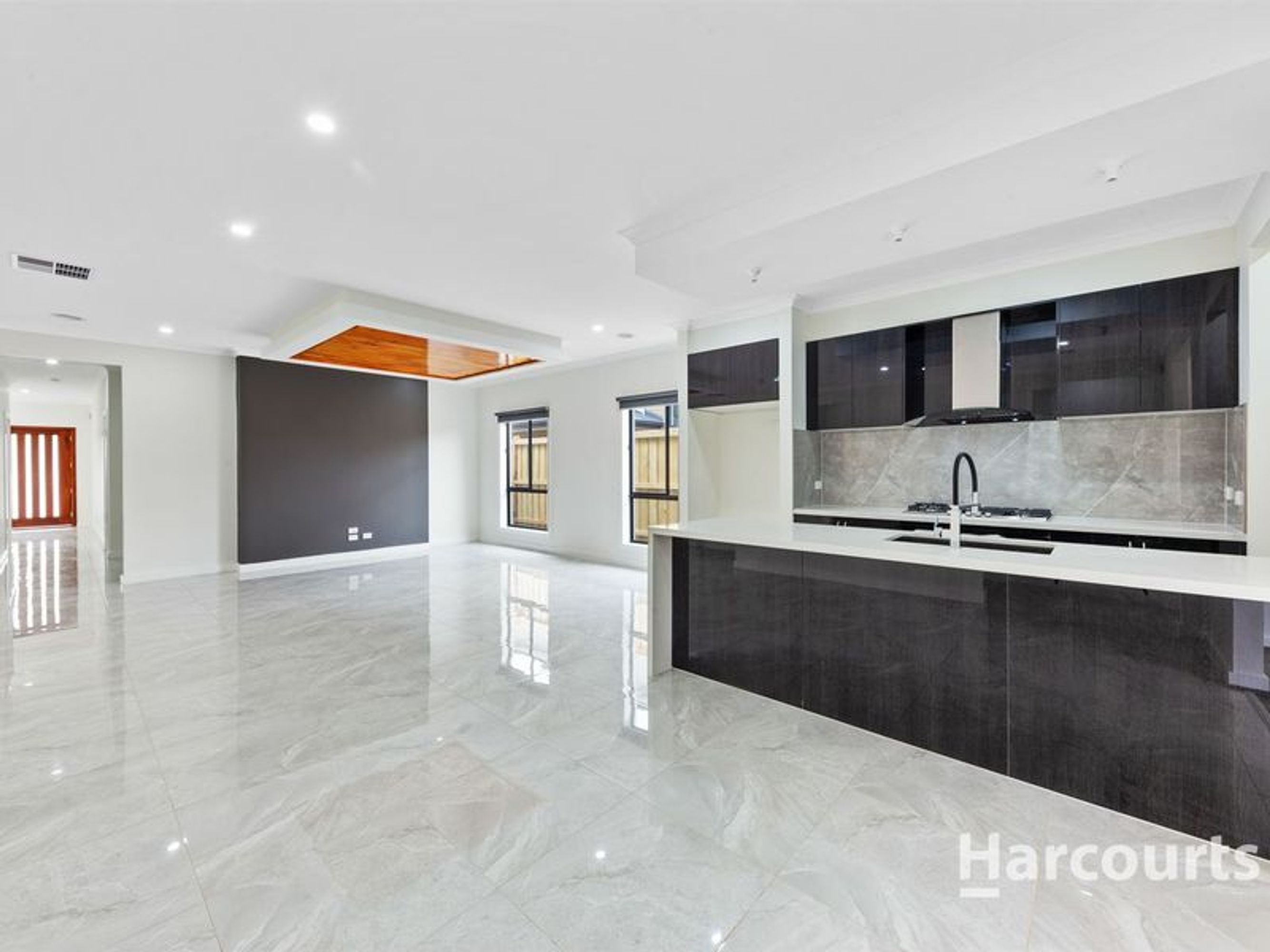 14 Lagoon Drive, Aintree, Aintree - Thumbnail 7