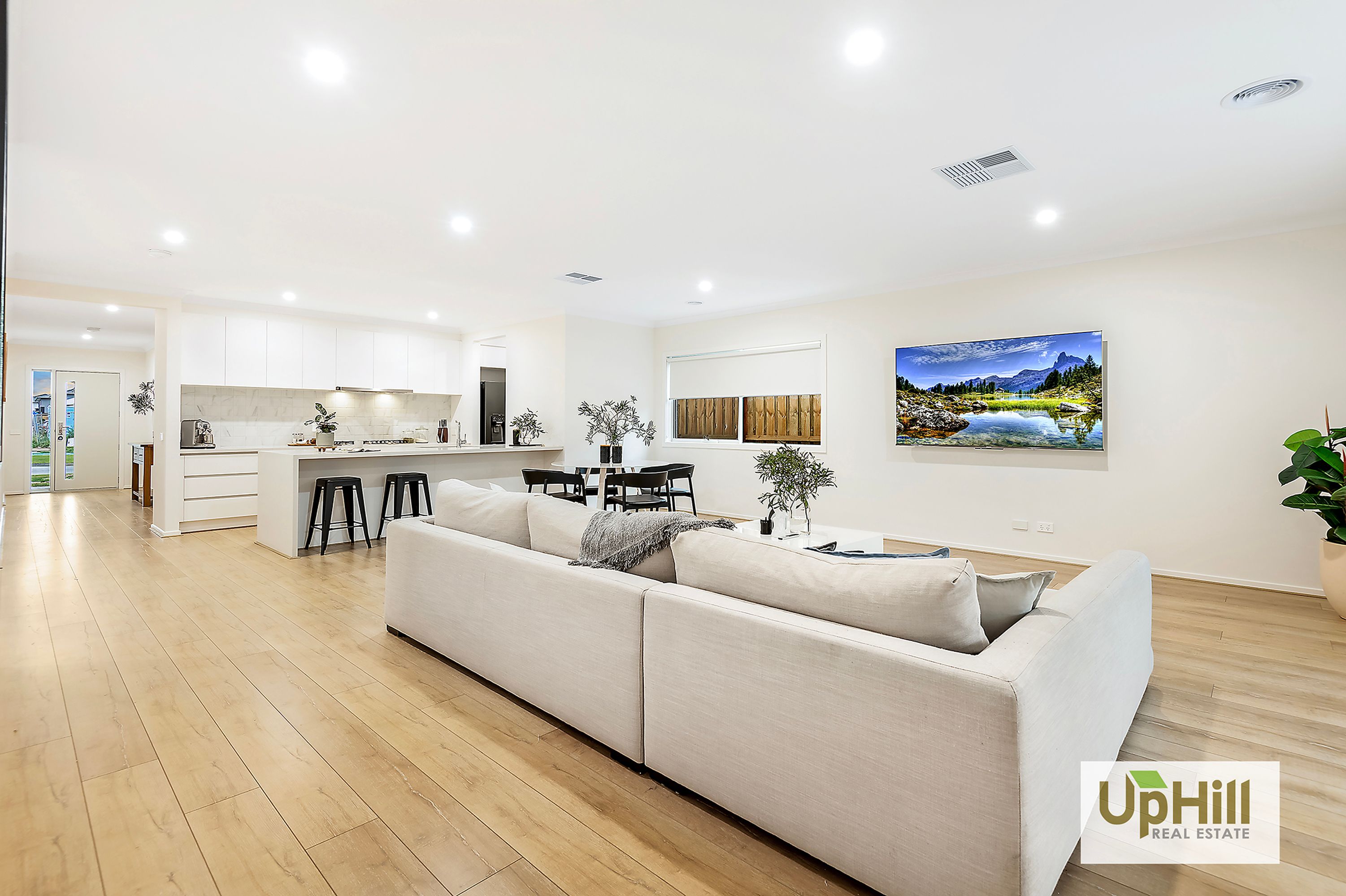 40 Burnbank Parade, Clyde North - Thumbnail 8