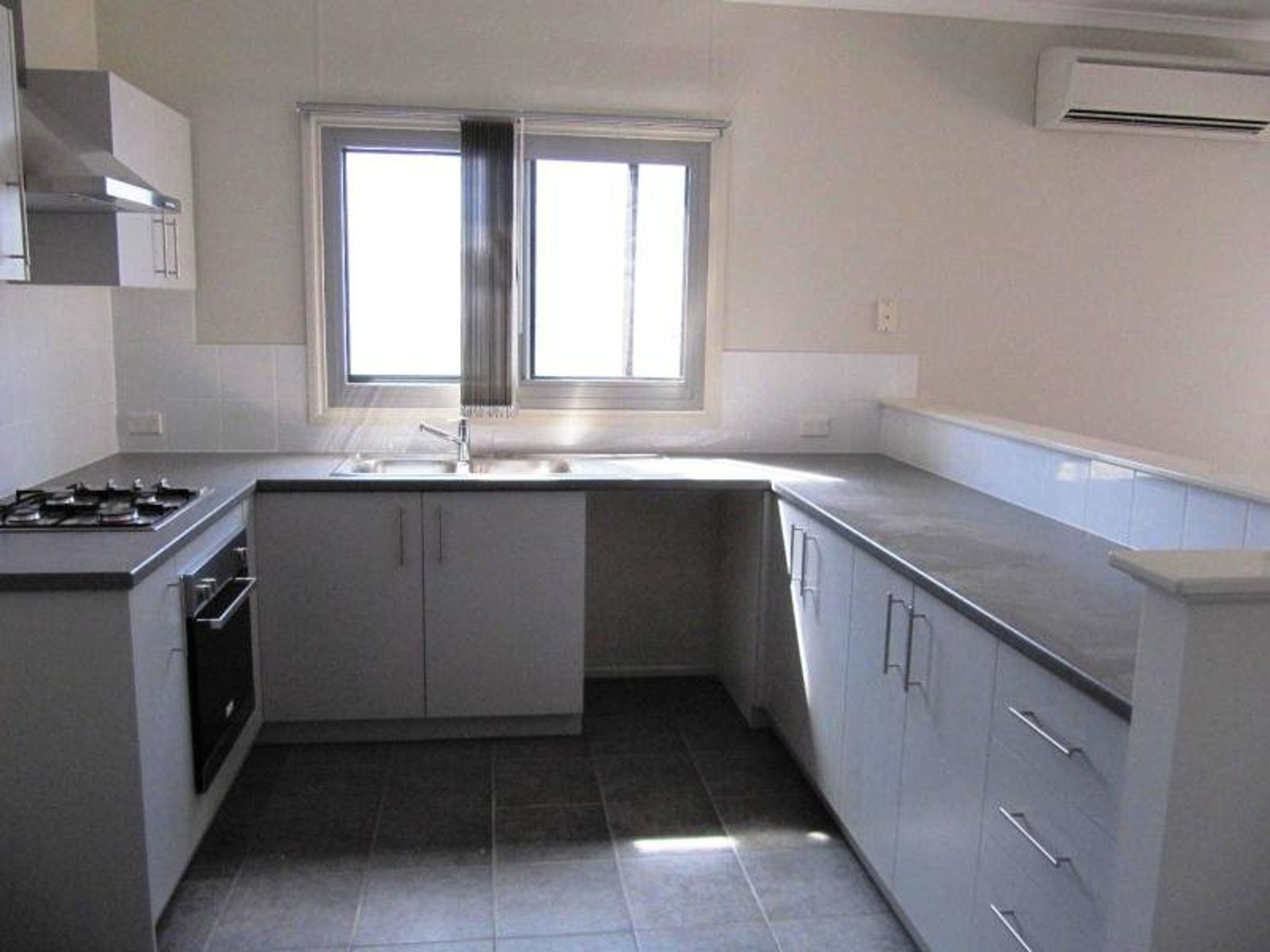 9/11 Rutherford Road, South Hedland, South Hedland - Thumbnail 3