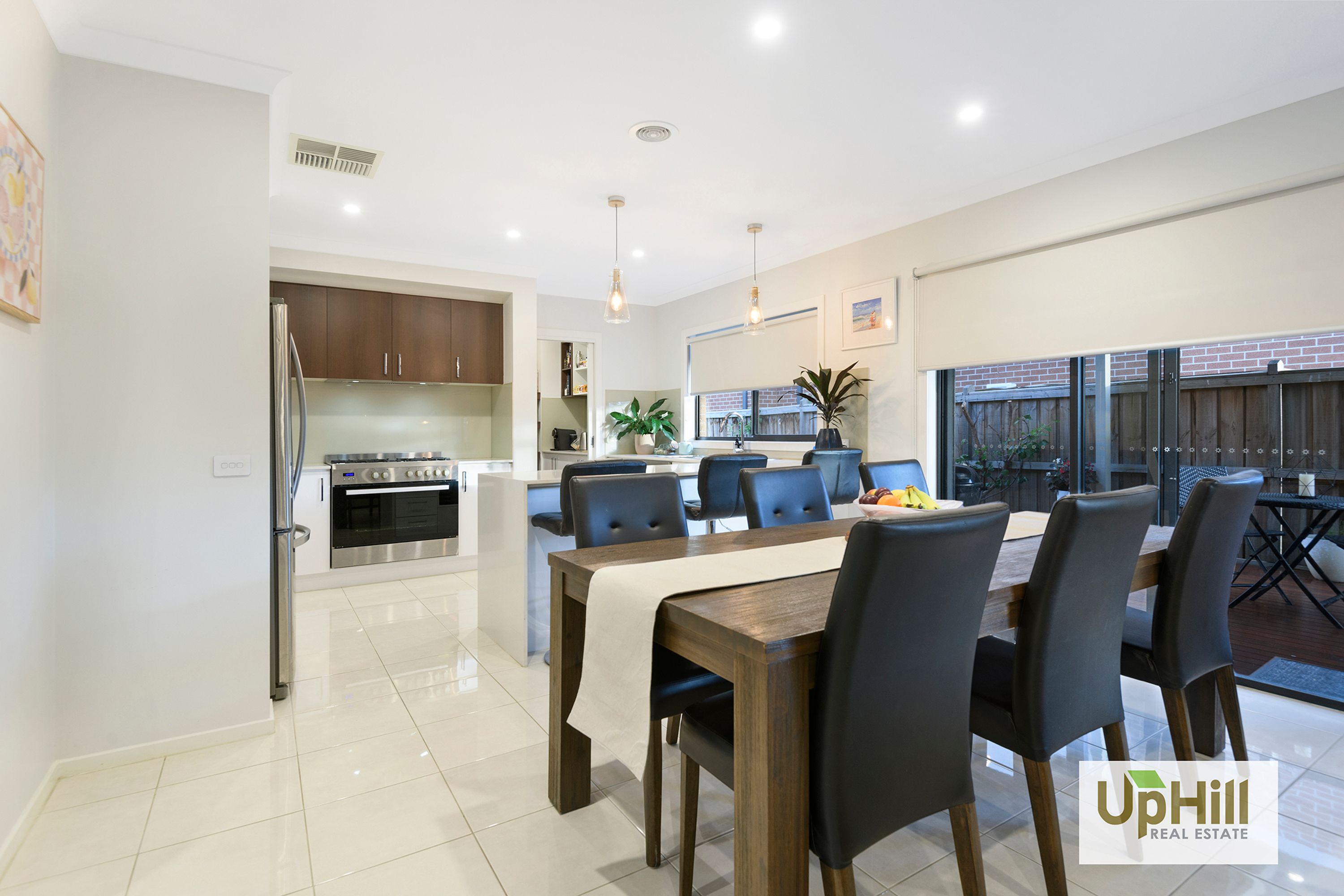 33 Reflections Boulevard, Clyde North - Thumbnail 3