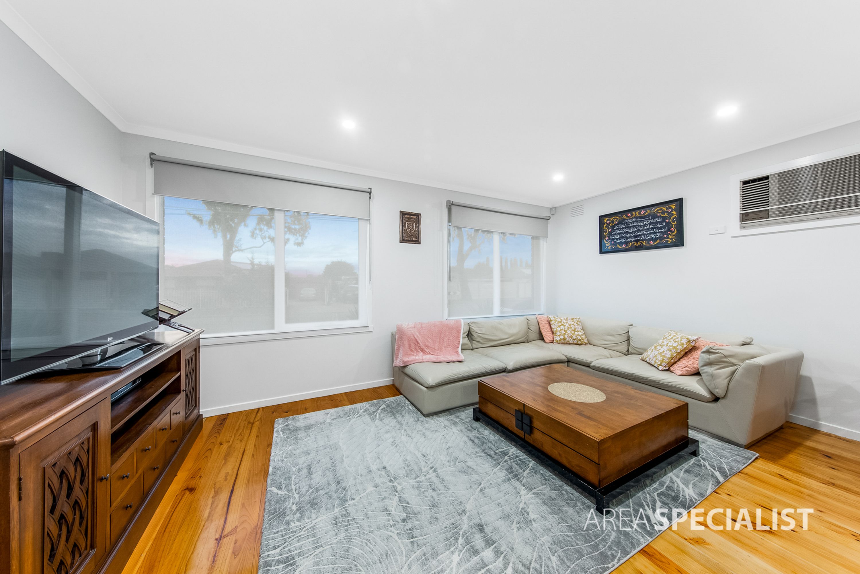 16 Delamare Drive, Albanvale VIC 3021, Albanvale - Thumbnail 3