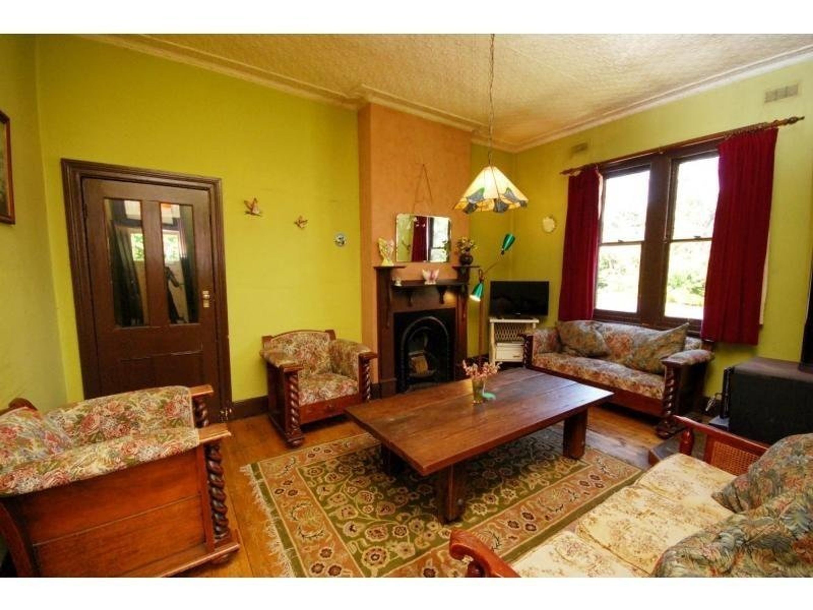 5 Katoomba Falls Road, Katoomba - Thumbnail 2