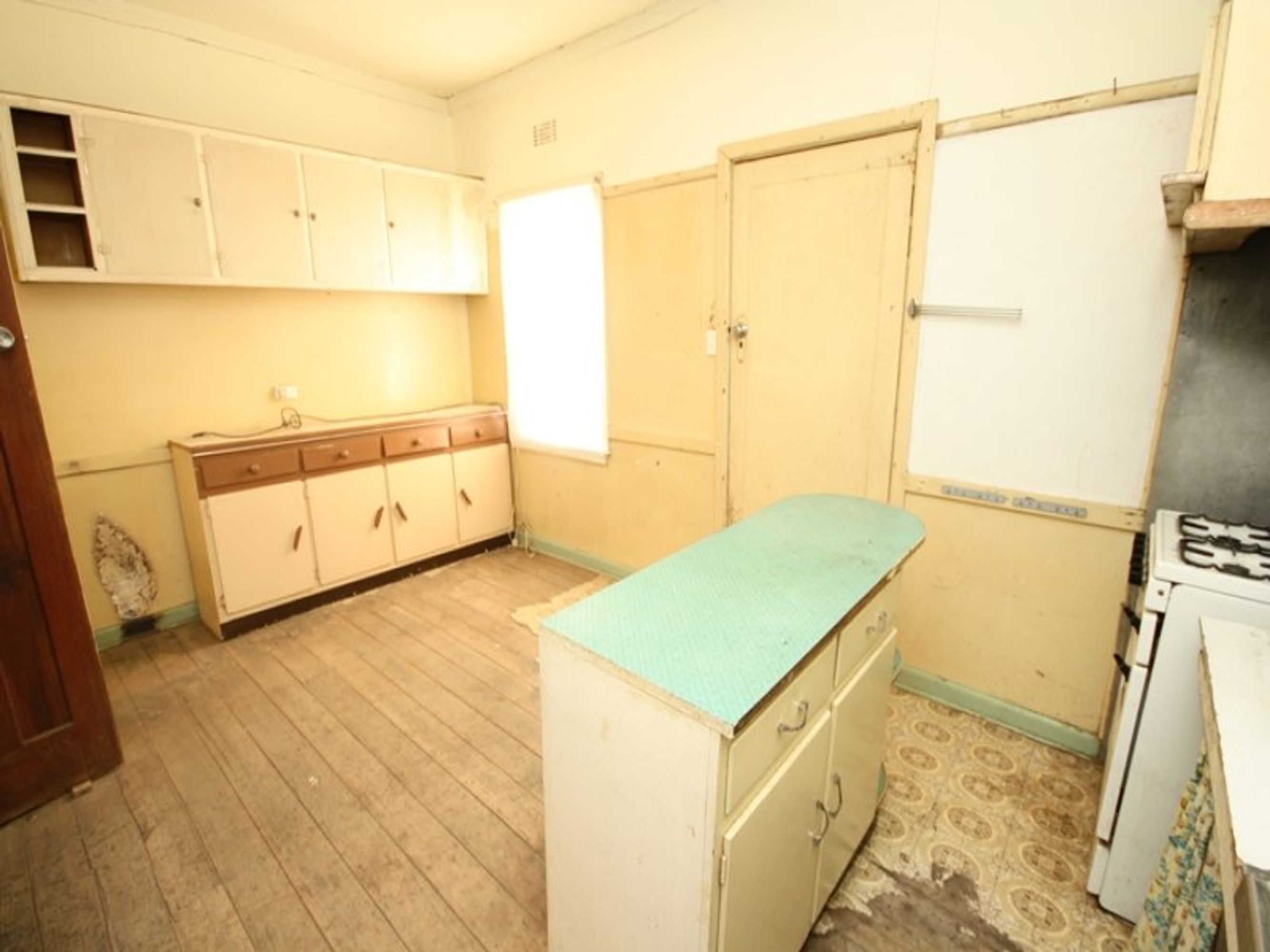 4 Philip Street, Horsham VIC 3400, Horsham - Thumbnail 4