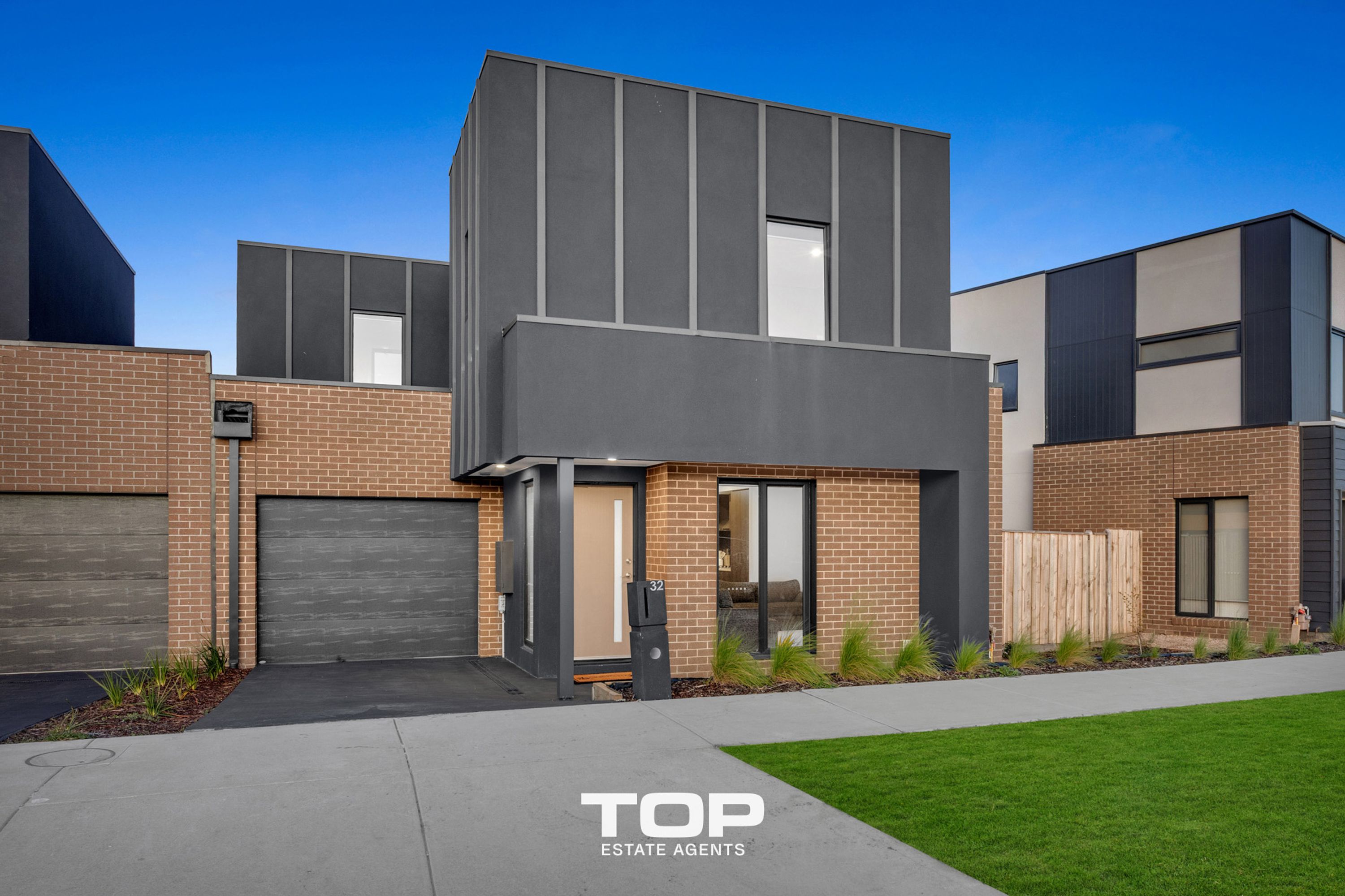 32 Cupples Crescent, Berwick - Thumbnail 2