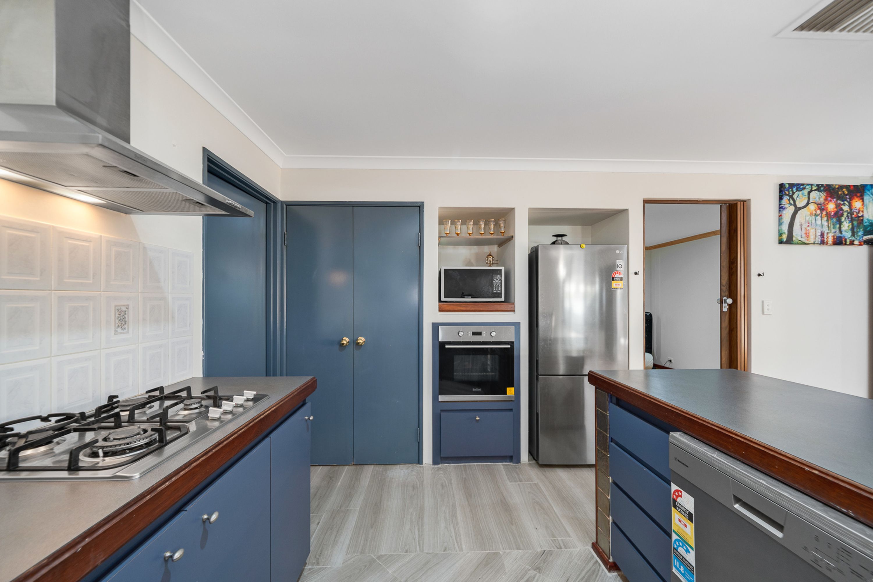 92 Lauterbach Drive, Gosnells, WA 6110, Gosnells - Thumbnail 6
