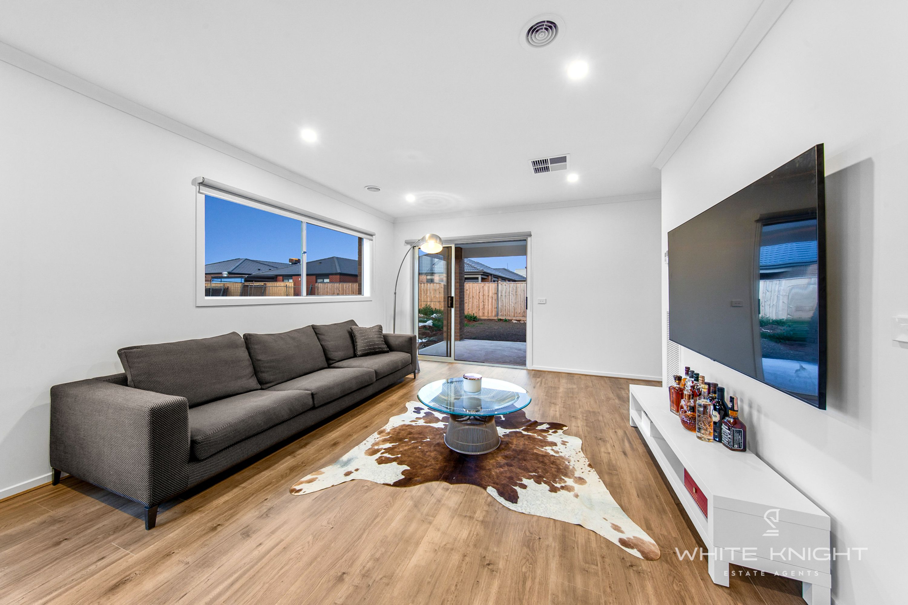84 Charleston Road, Deanside VIC 3336, Deanside - Thumbnail 4