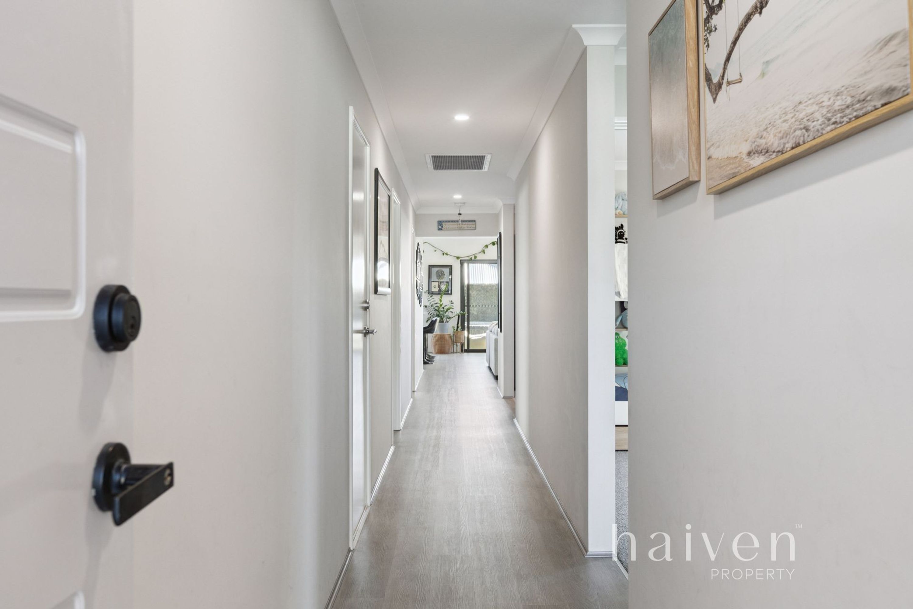 4 POLYGALA WAY, Sinagra - Thumbnail 3