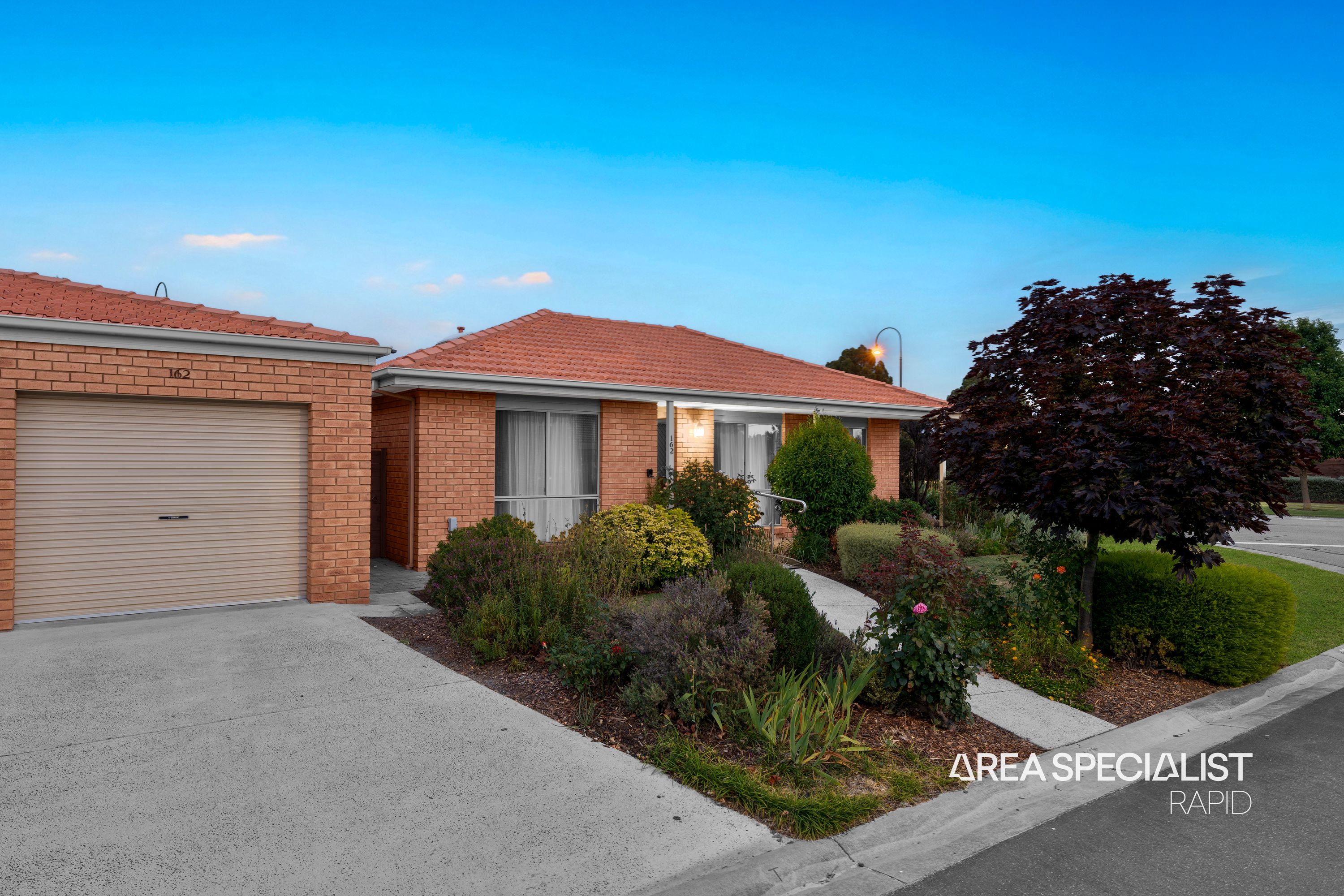 162/2 Rochester Parade, Cranbourne East, Cranbourne East - Image 1