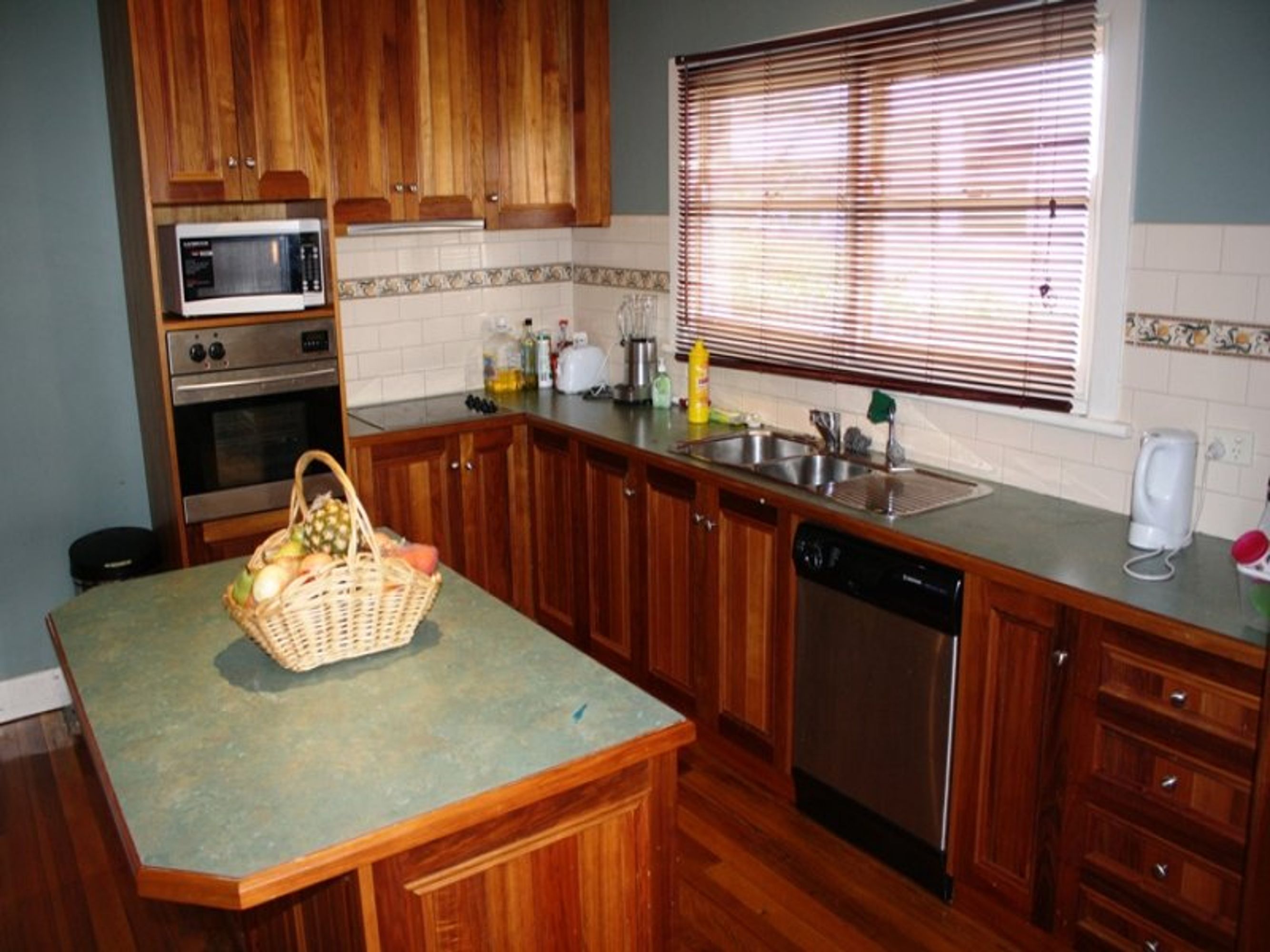9 Wallis Street, Horsham VIC 3400, Horsham - Thumbnail 3