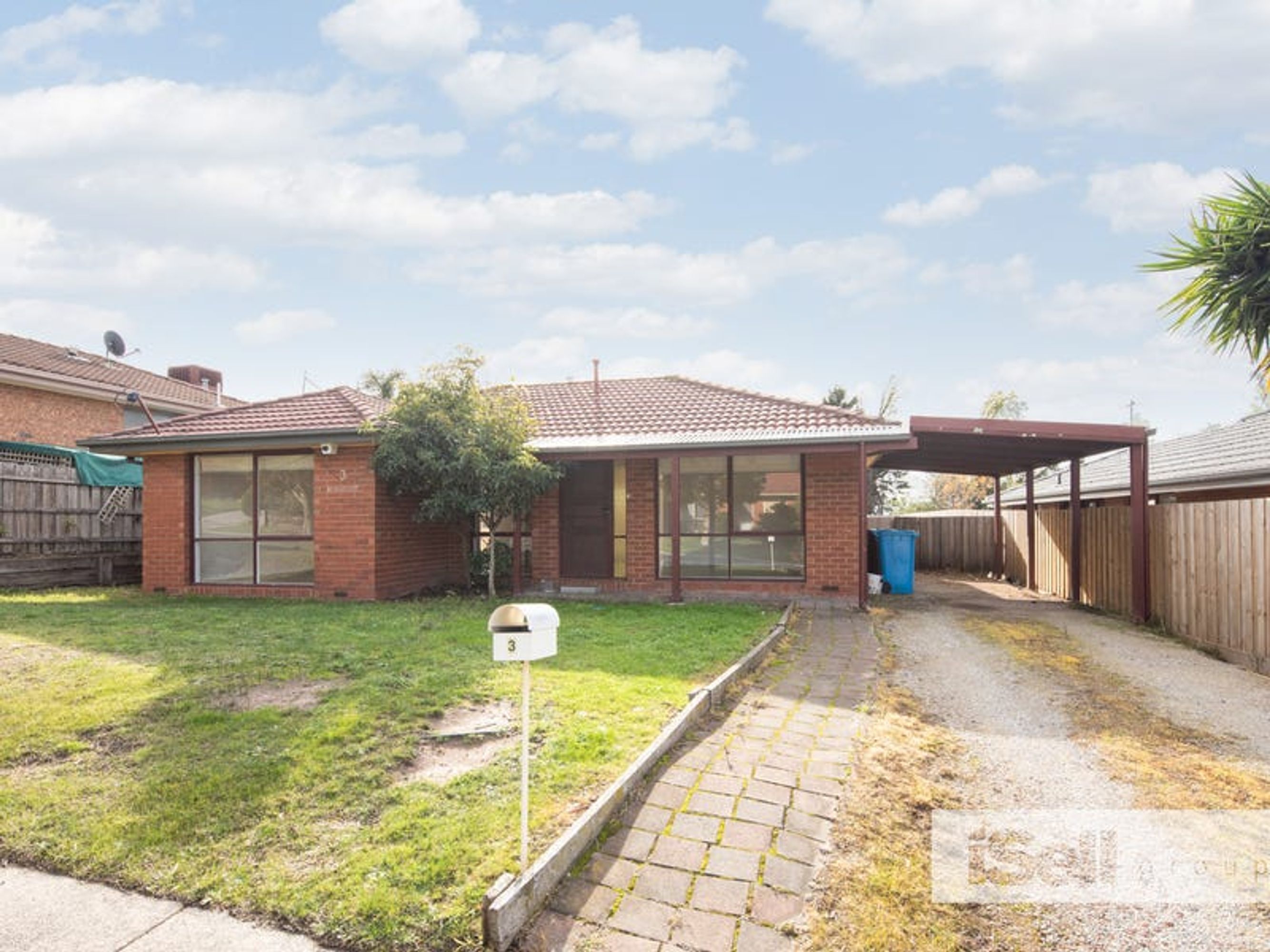 3 Simon Court