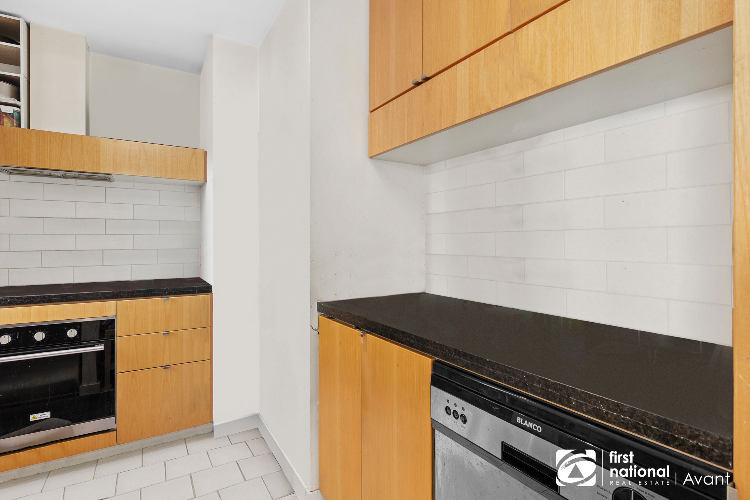 2413/22-24 Jane Bell Lane, Melbourne - Thumbnail 6