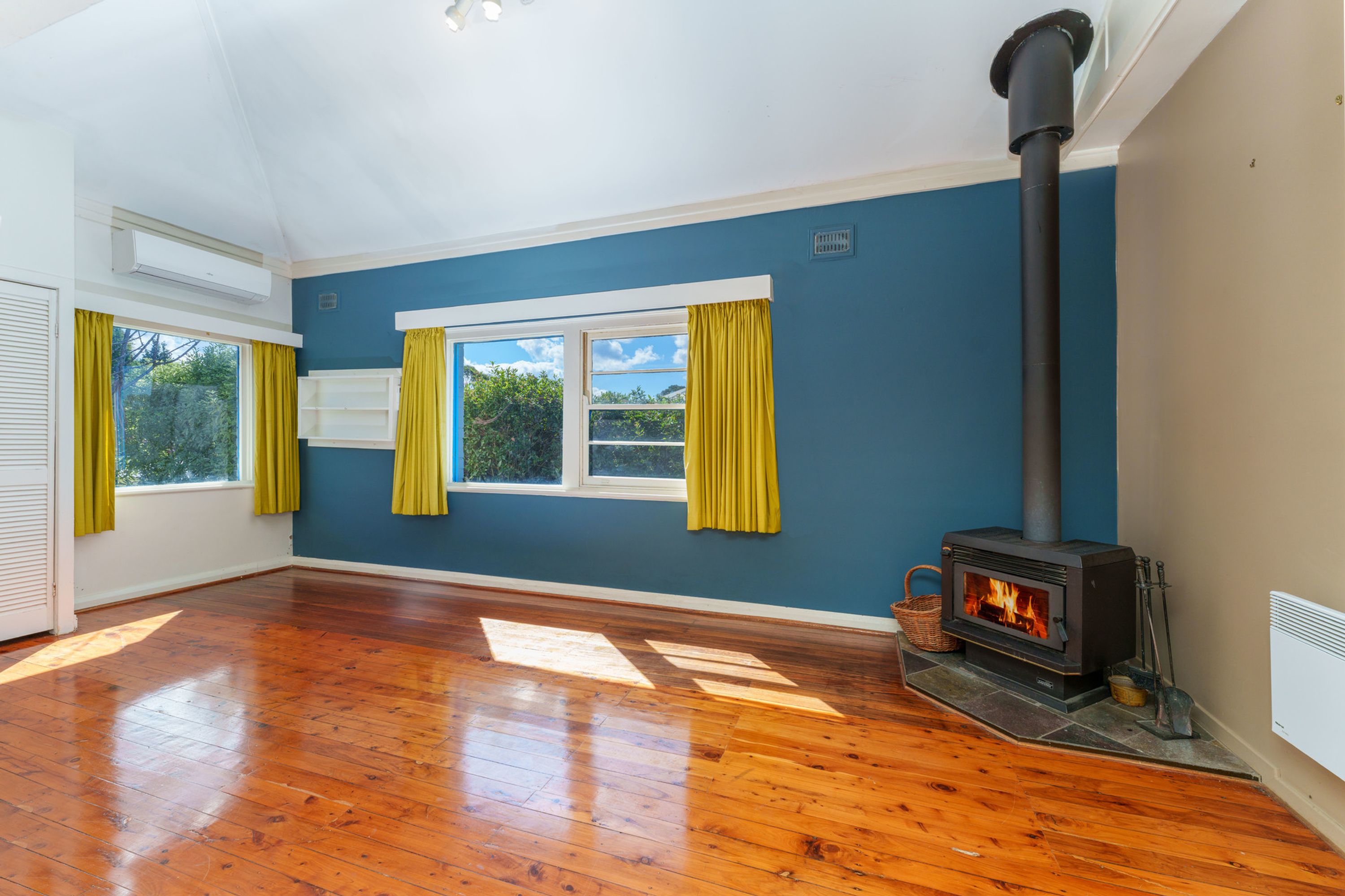 84 Narrow Neck Road, Katoomba - Thumbnail 2