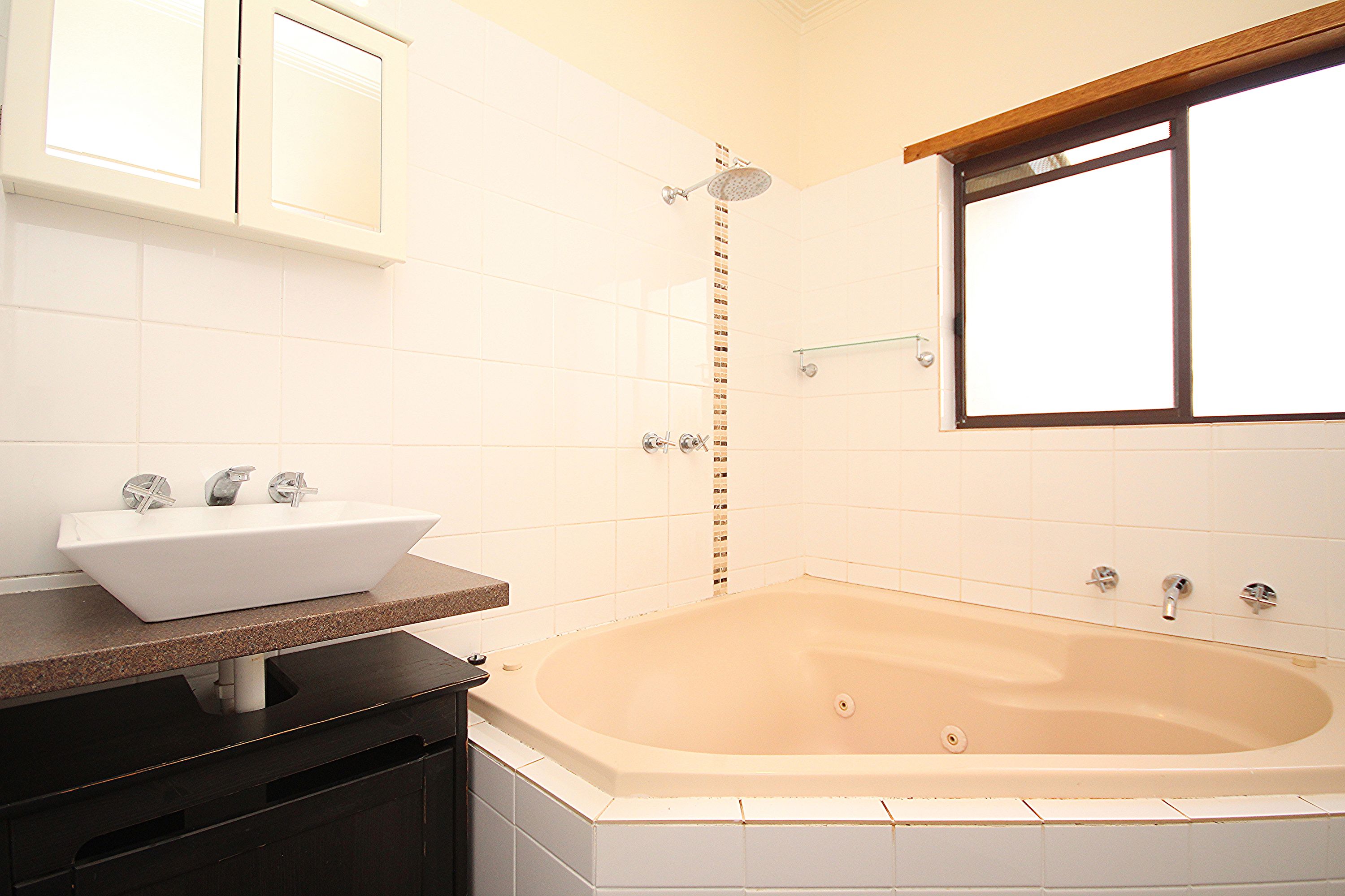 12 Elizabeth Street, Dimboola VIC 3414, Dimboola - Thumbnail 3