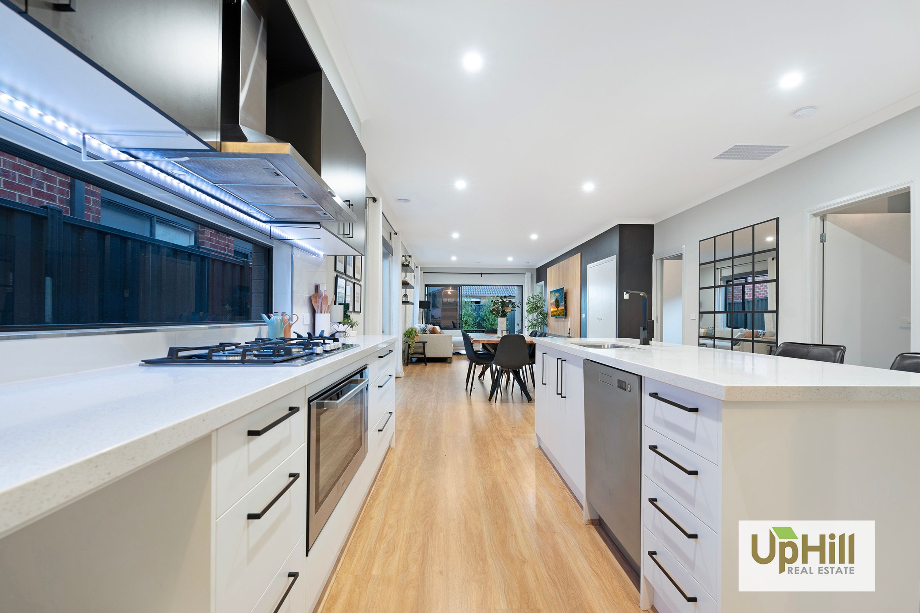 14 Milka Avenue, Clyde North - Thumbnail 6