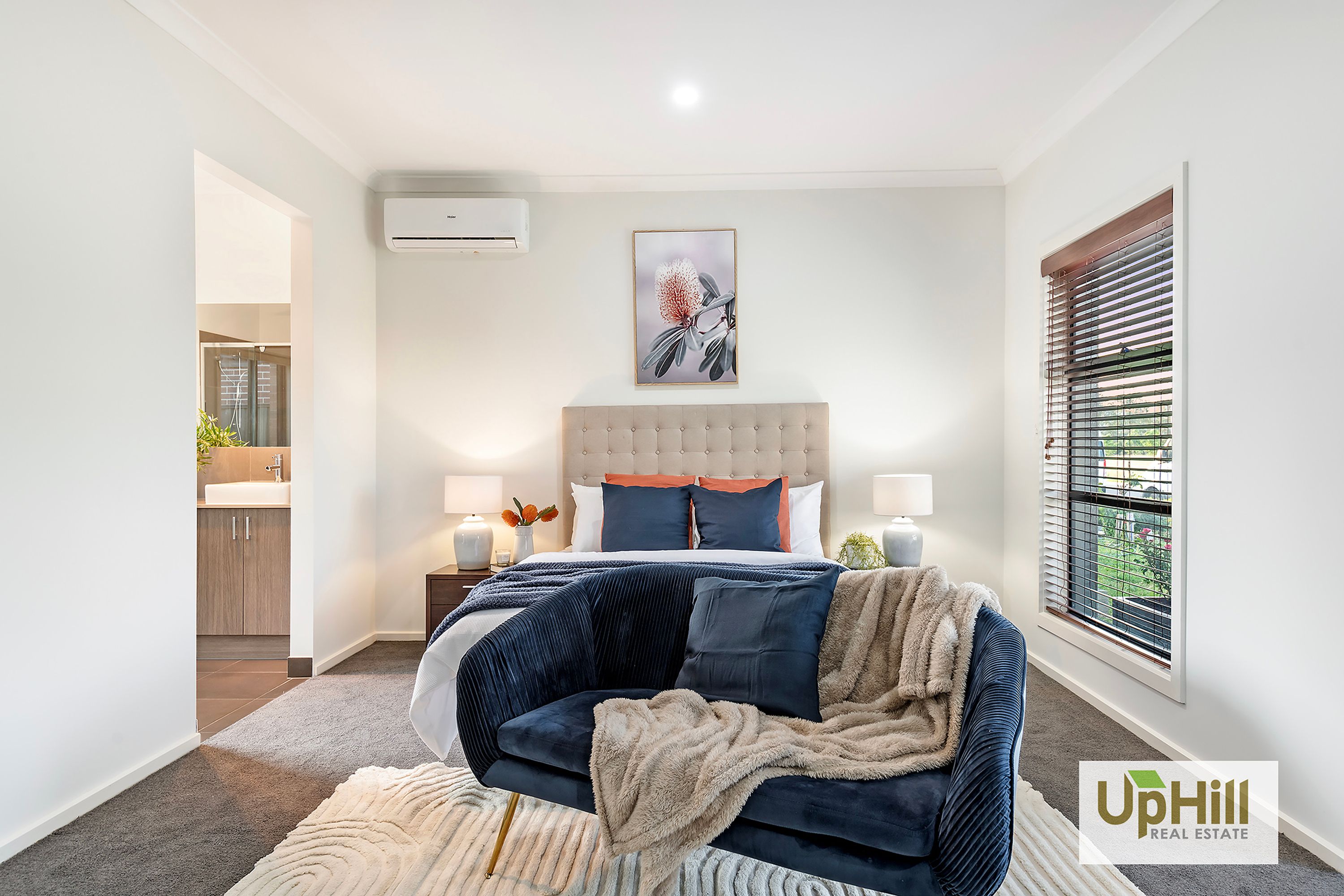 36 Glenrose Boulevard, Clyde North - Thumbnail 4