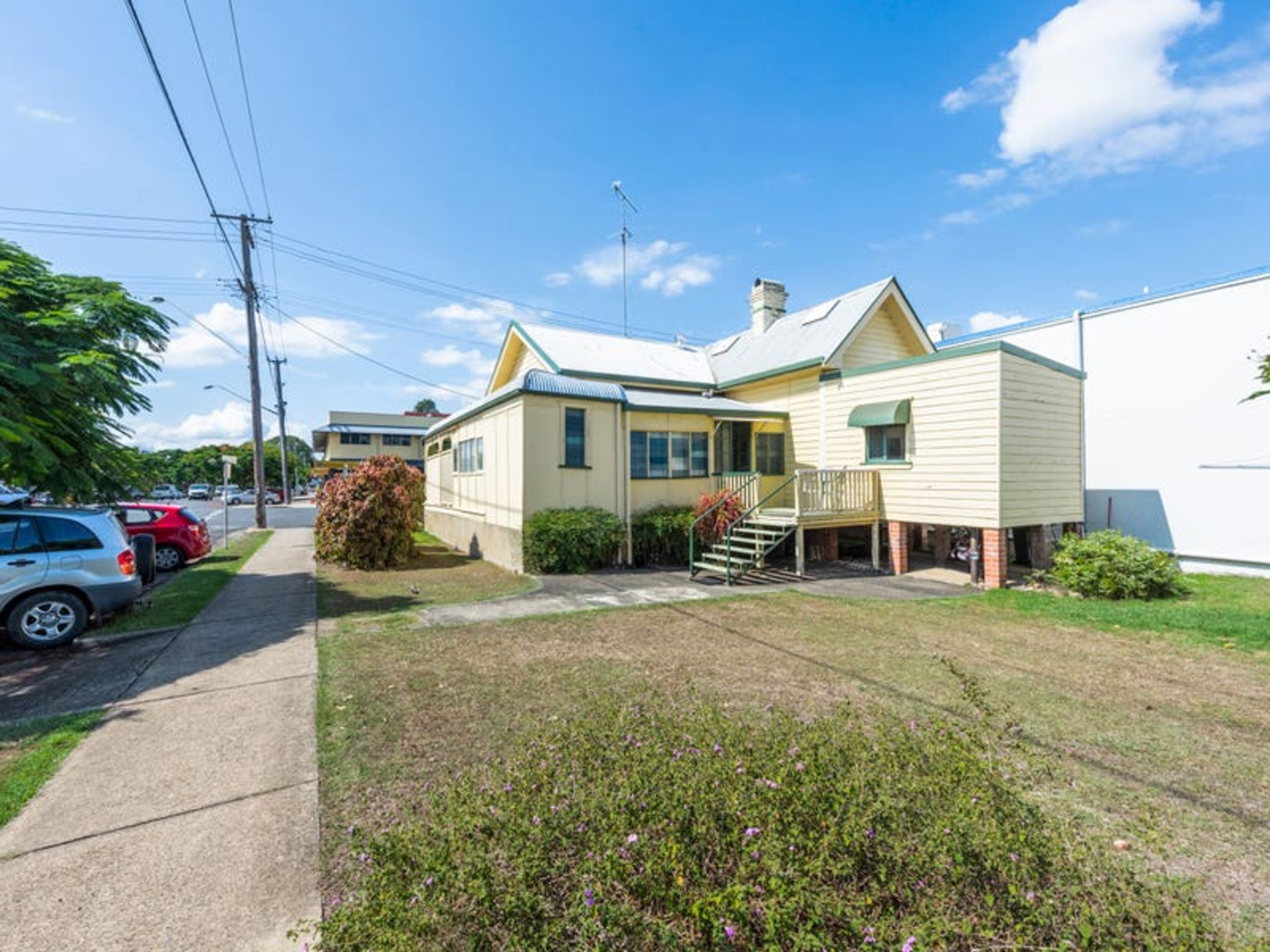 23 Queen Street
