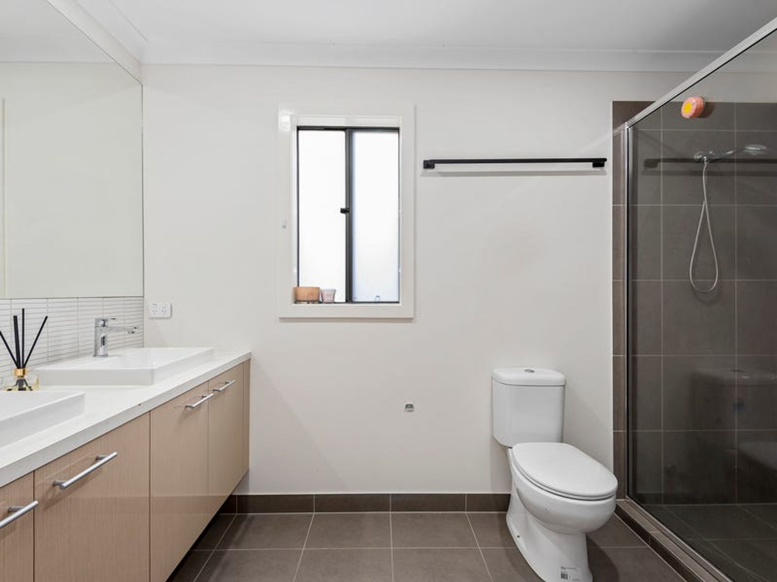 28 Tova Avenue, Bell Post Hill VIC 3215, Bell Post Hill - Thumbnail 7