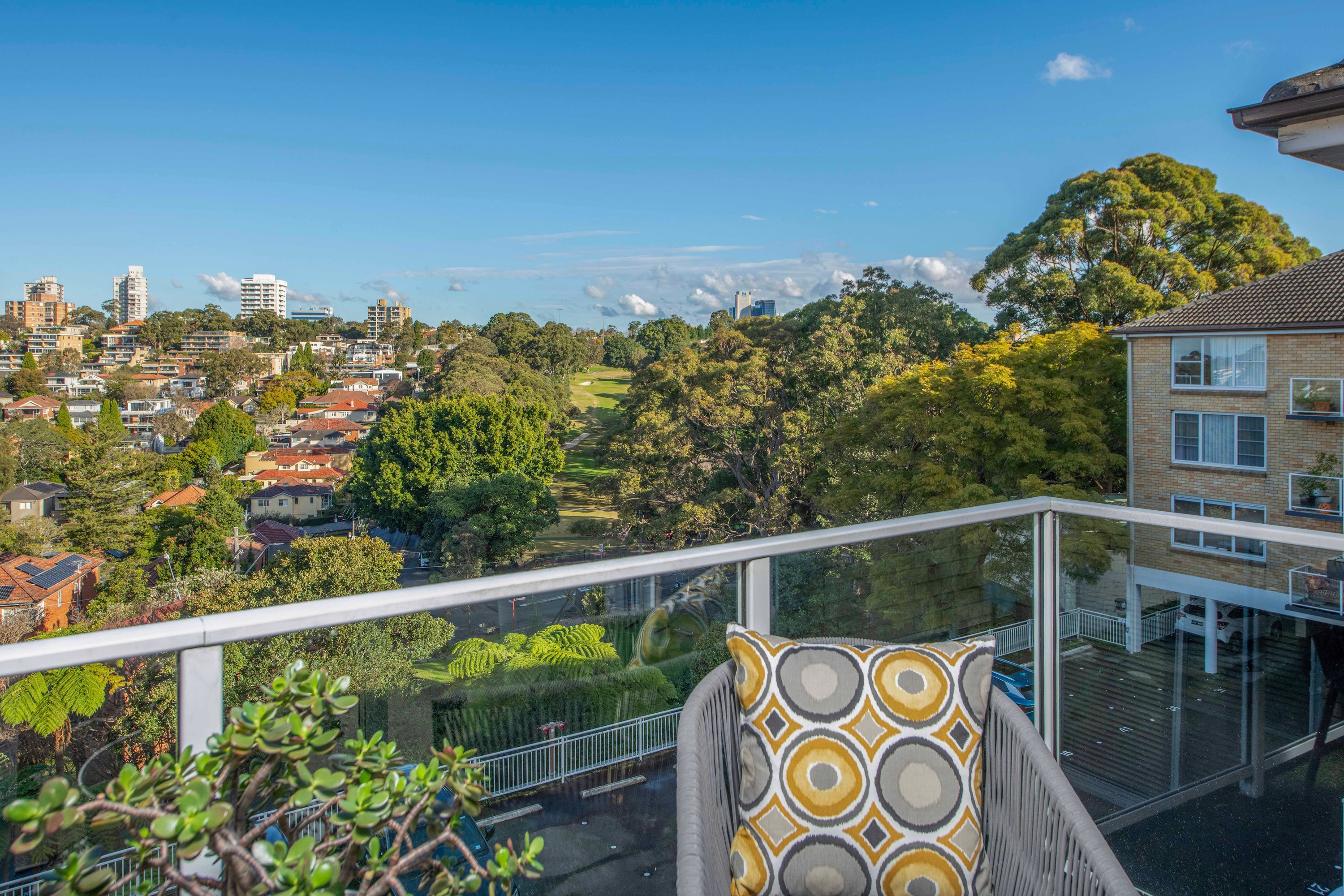 13/20 Warwick Avenue, Cammeray - Thumbnail 2