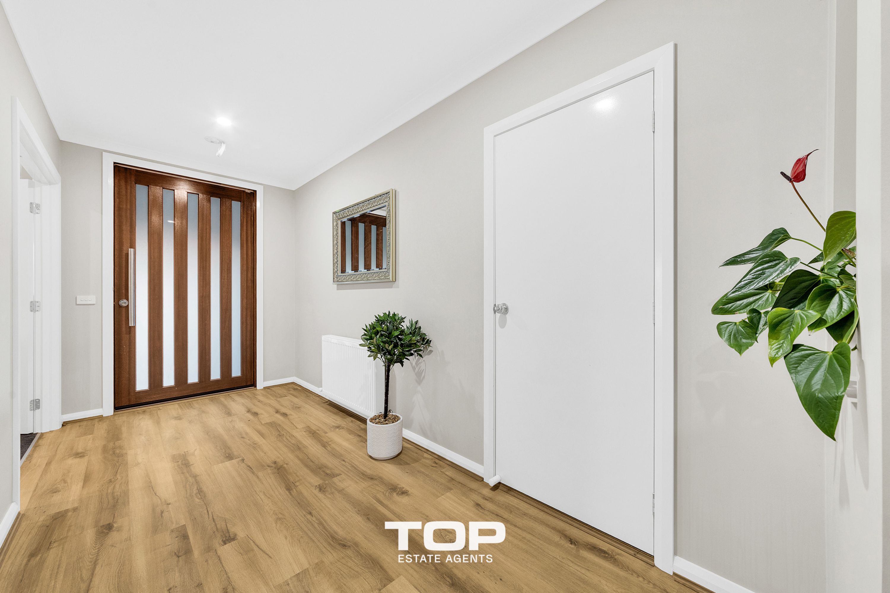 15 Raeburn Drive, Clyde North - Thumbnail 4