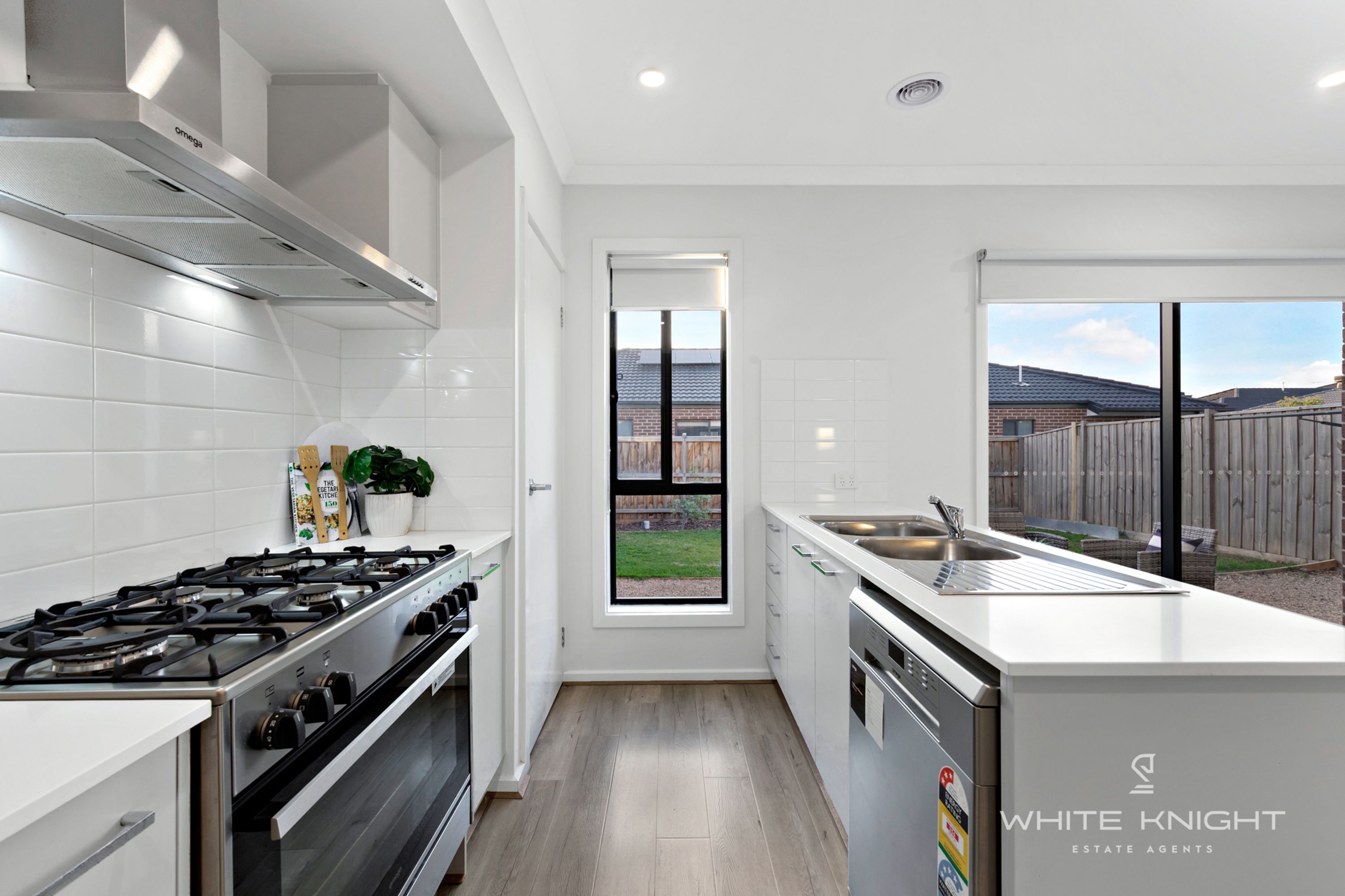 9 Kea Street, Fraser Rise VIC 3336, Fraser Rise - Thumbnail 4