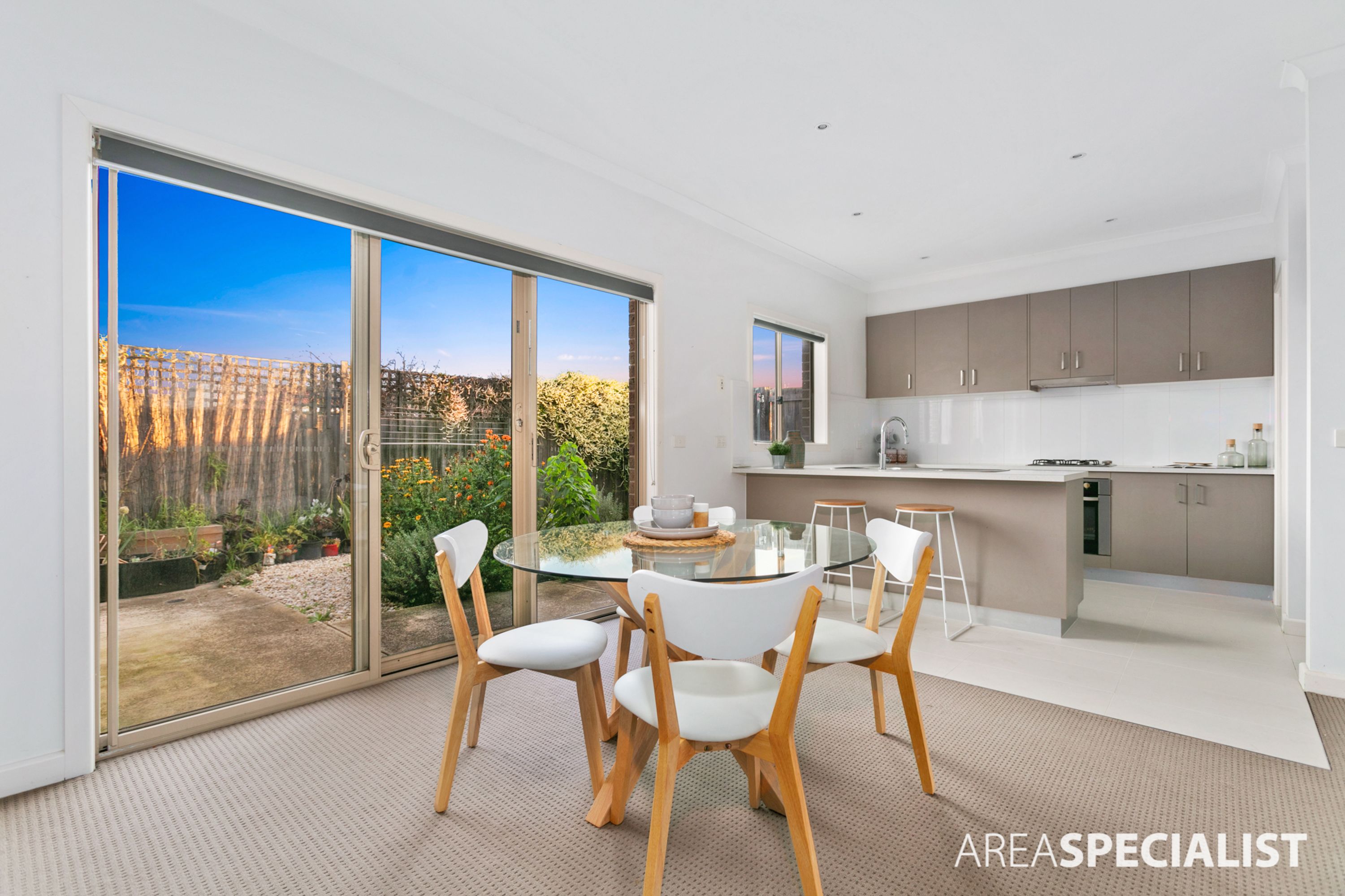 2/27 Montasell Avenue, Deer Park VIC 3023, Deer Park - Thumbnail 8