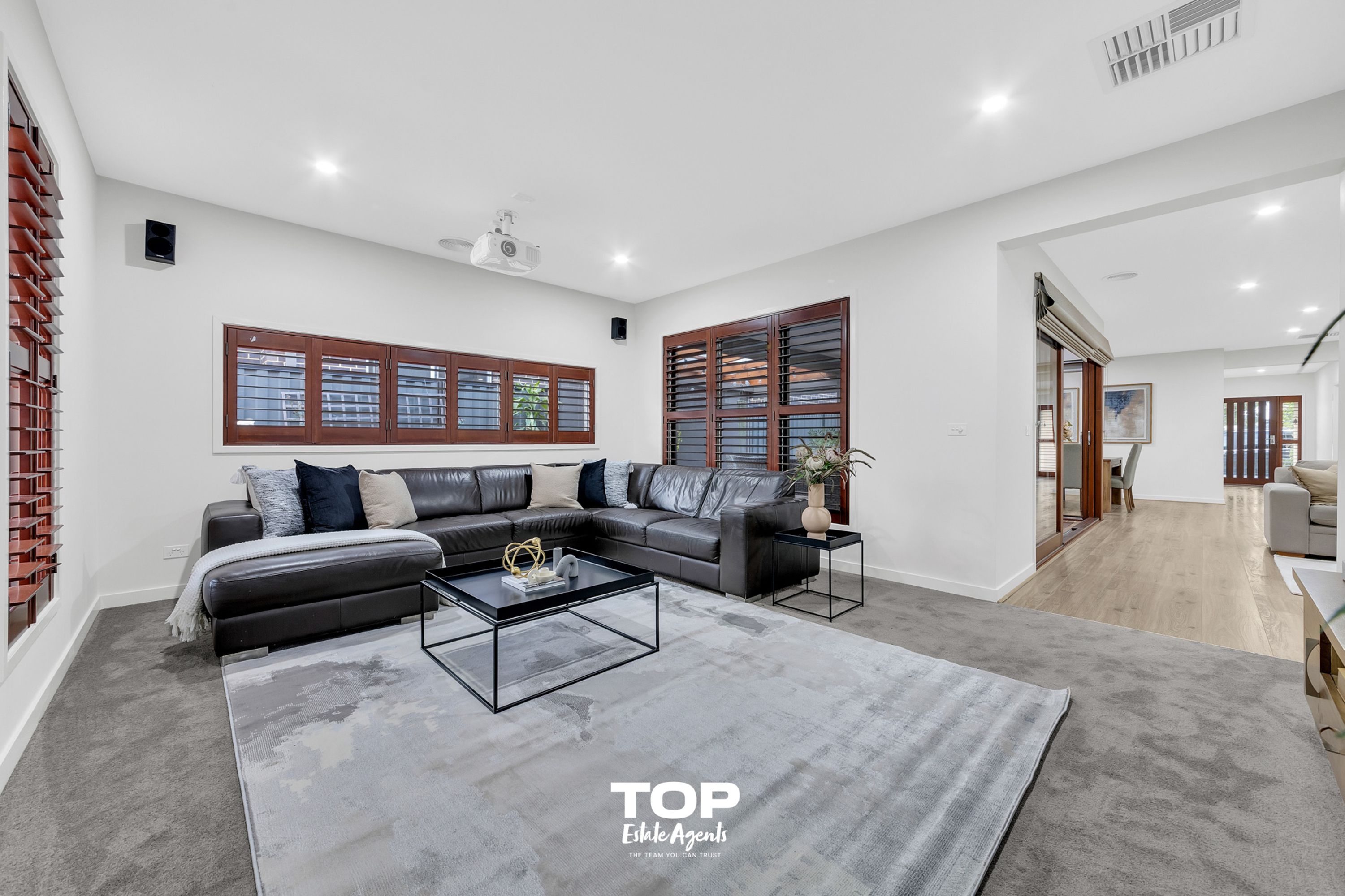 34 Glenrose Boulevard, Clyde North - Thumbnail 5