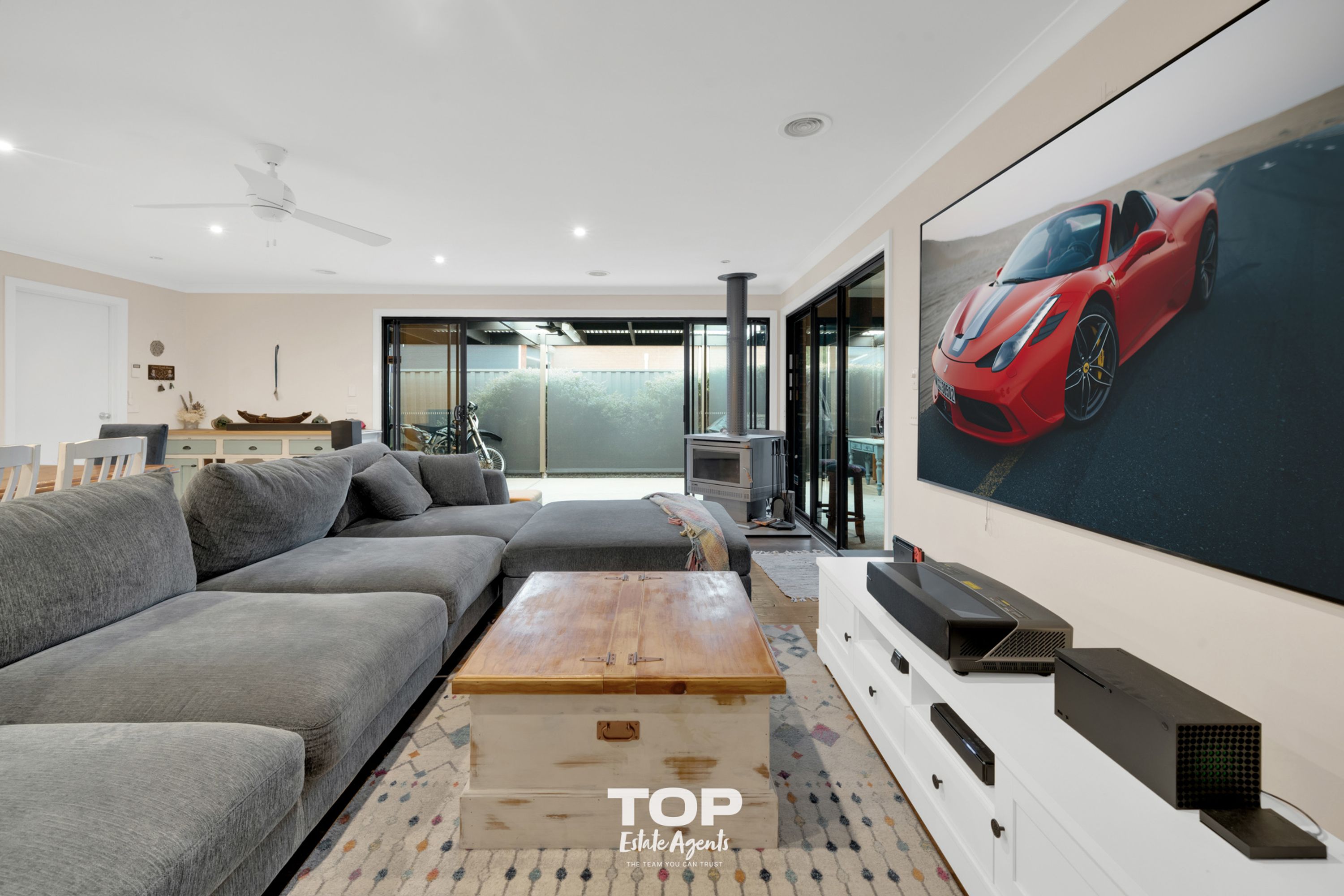 5 Aquitane Drive, Cranbourne East - Thumbnail 4