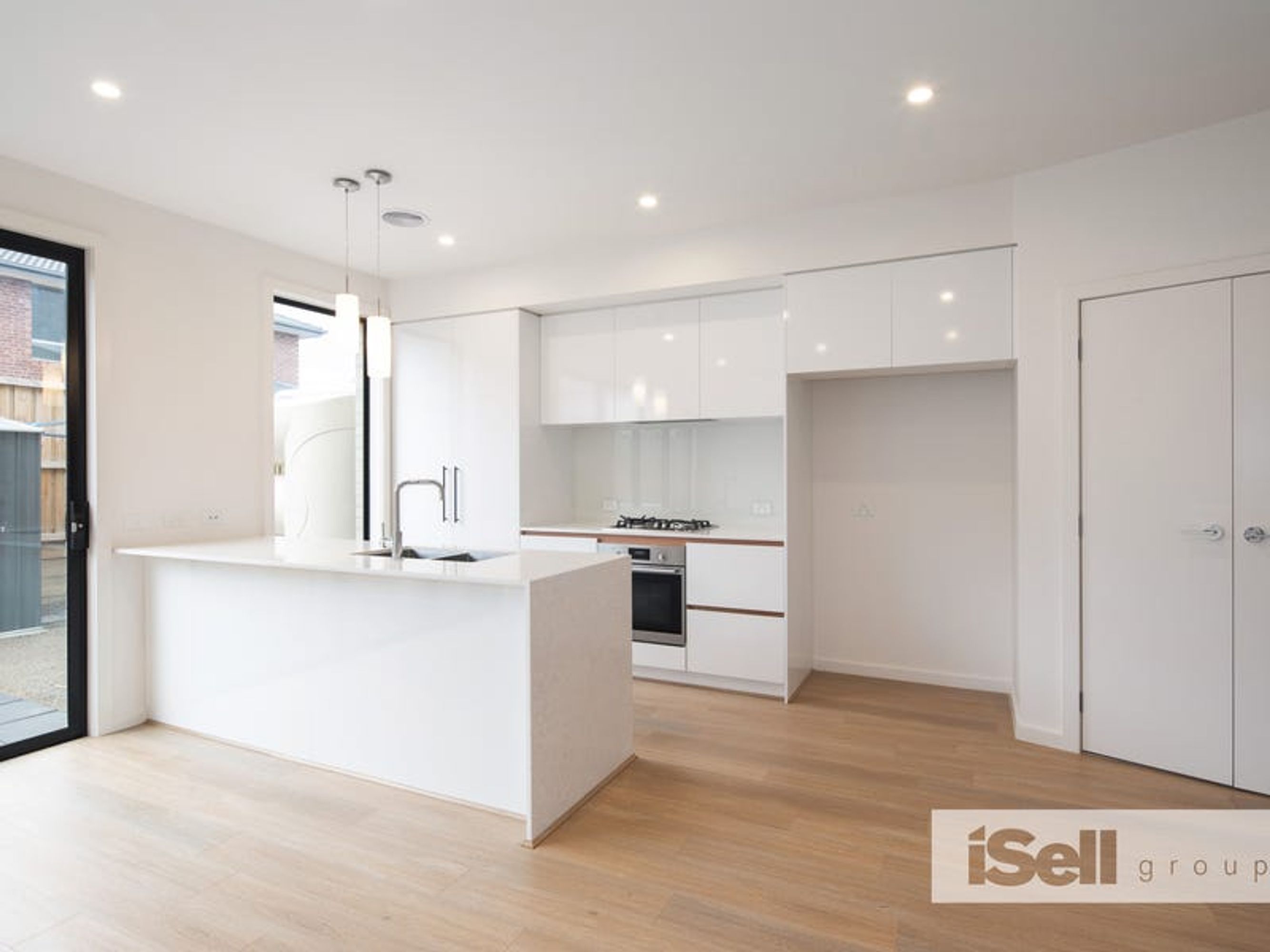 8 Azure Crescent, Keysborough - Thumbnail 4