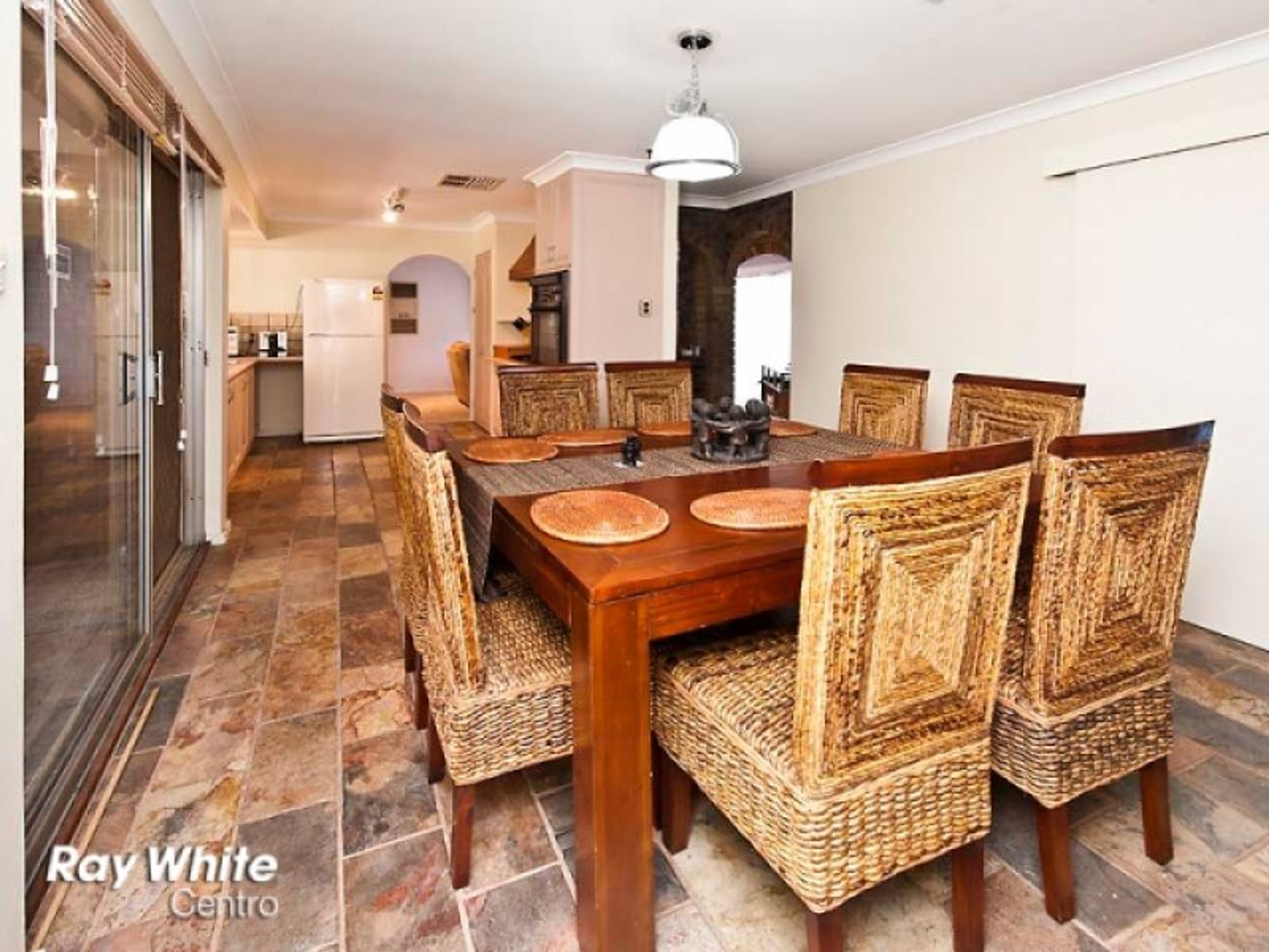 31 Edgewater Drive, Edgewater, WA 6027, Edgewater - Thumbnail 4