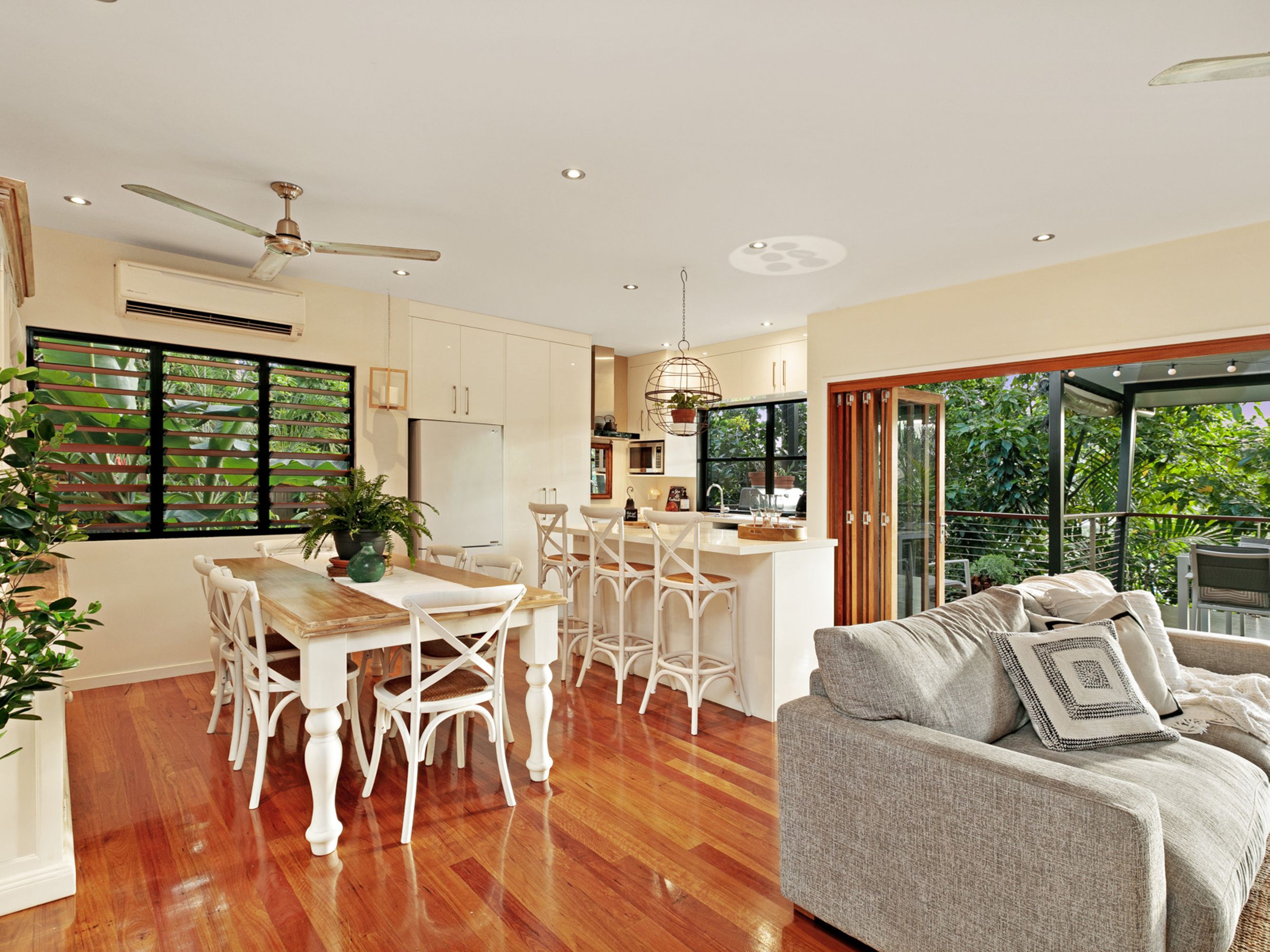 31 Lookout Terrace, Trinity Beach, QLD 4879, Trinity Beach - Thumbnail 7