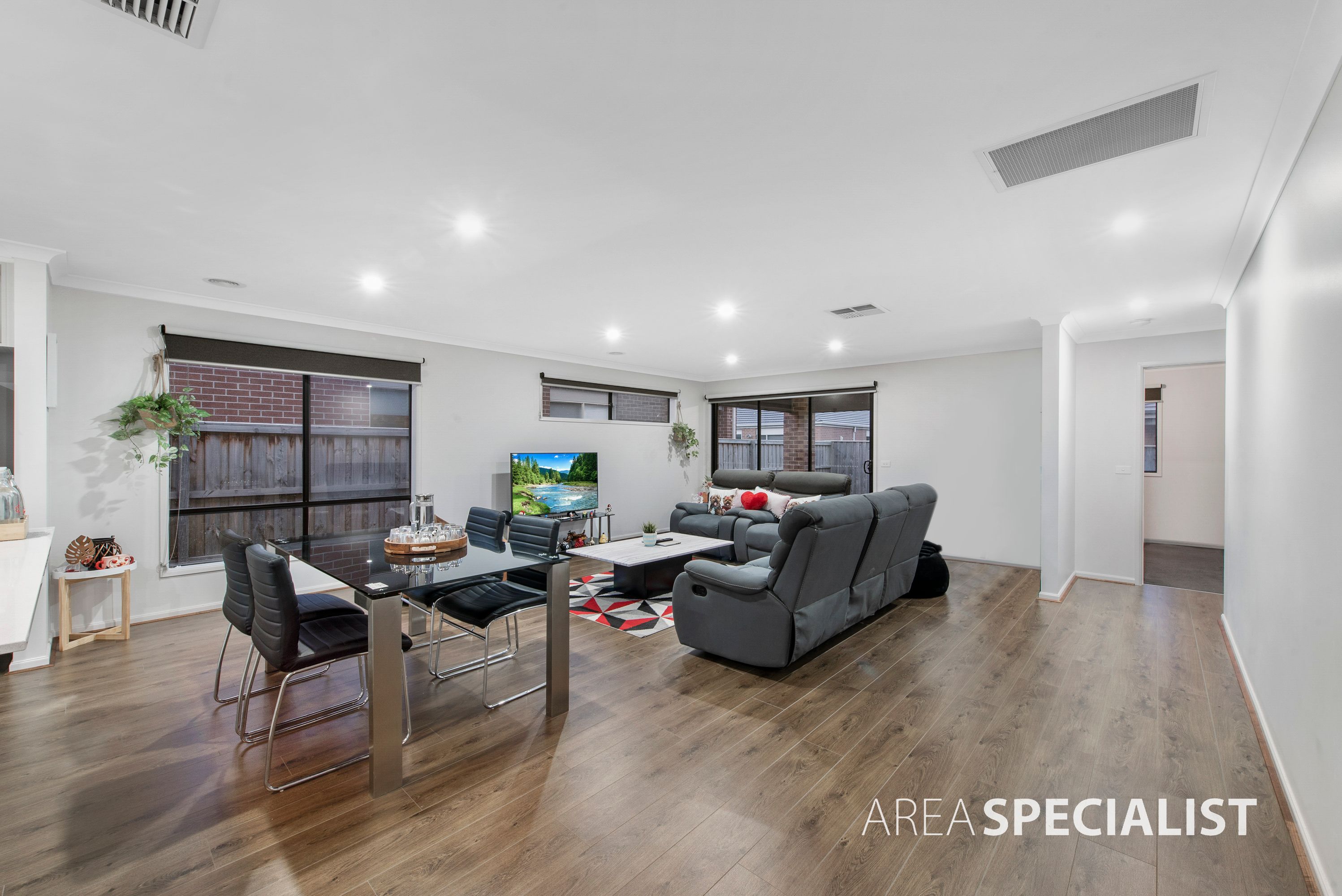 33 Kurrali Crescent, Werribee, Werribee - Thumbnail 7
