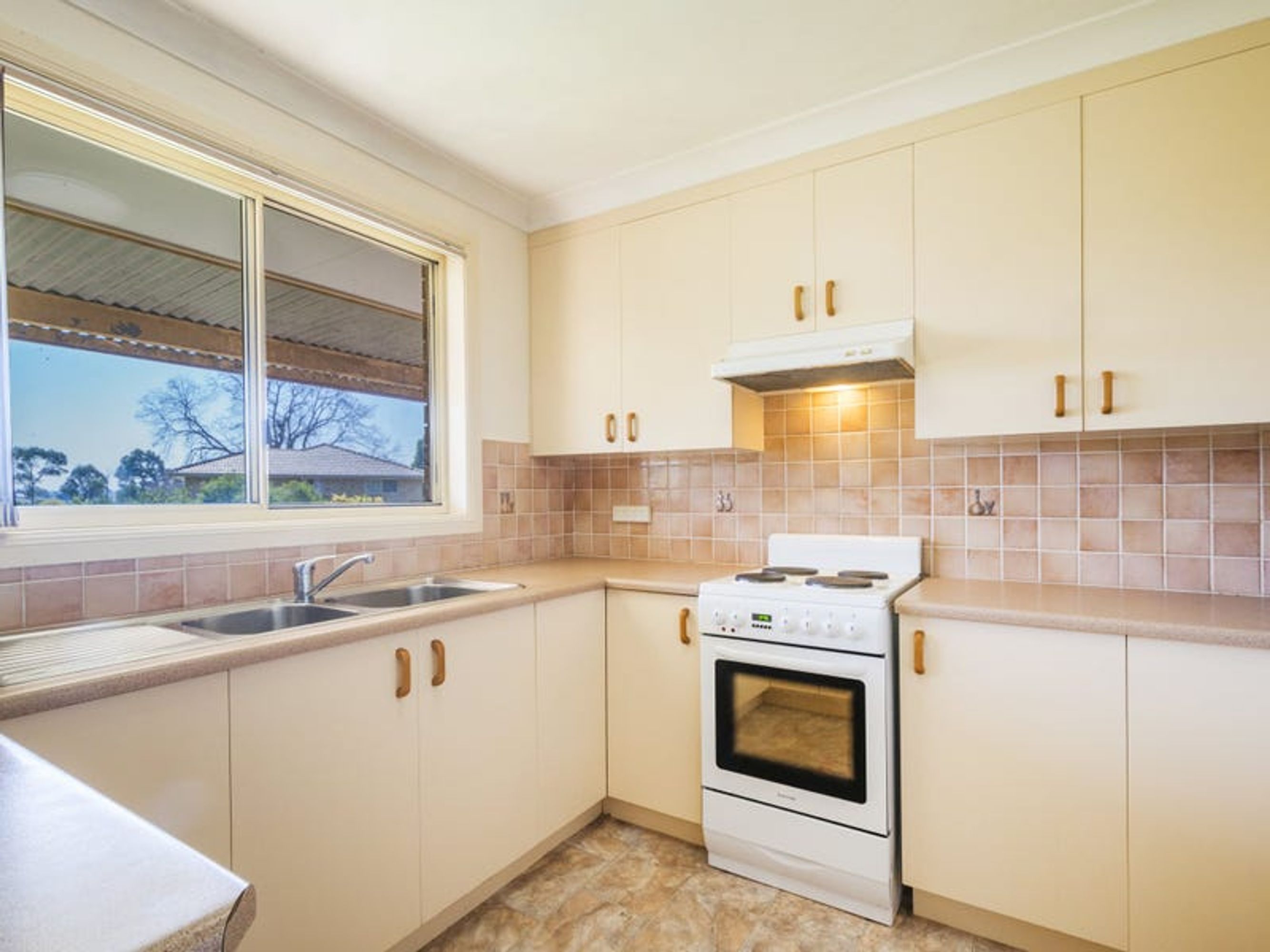 288 North Street, Grafton - Thumbnail 5
