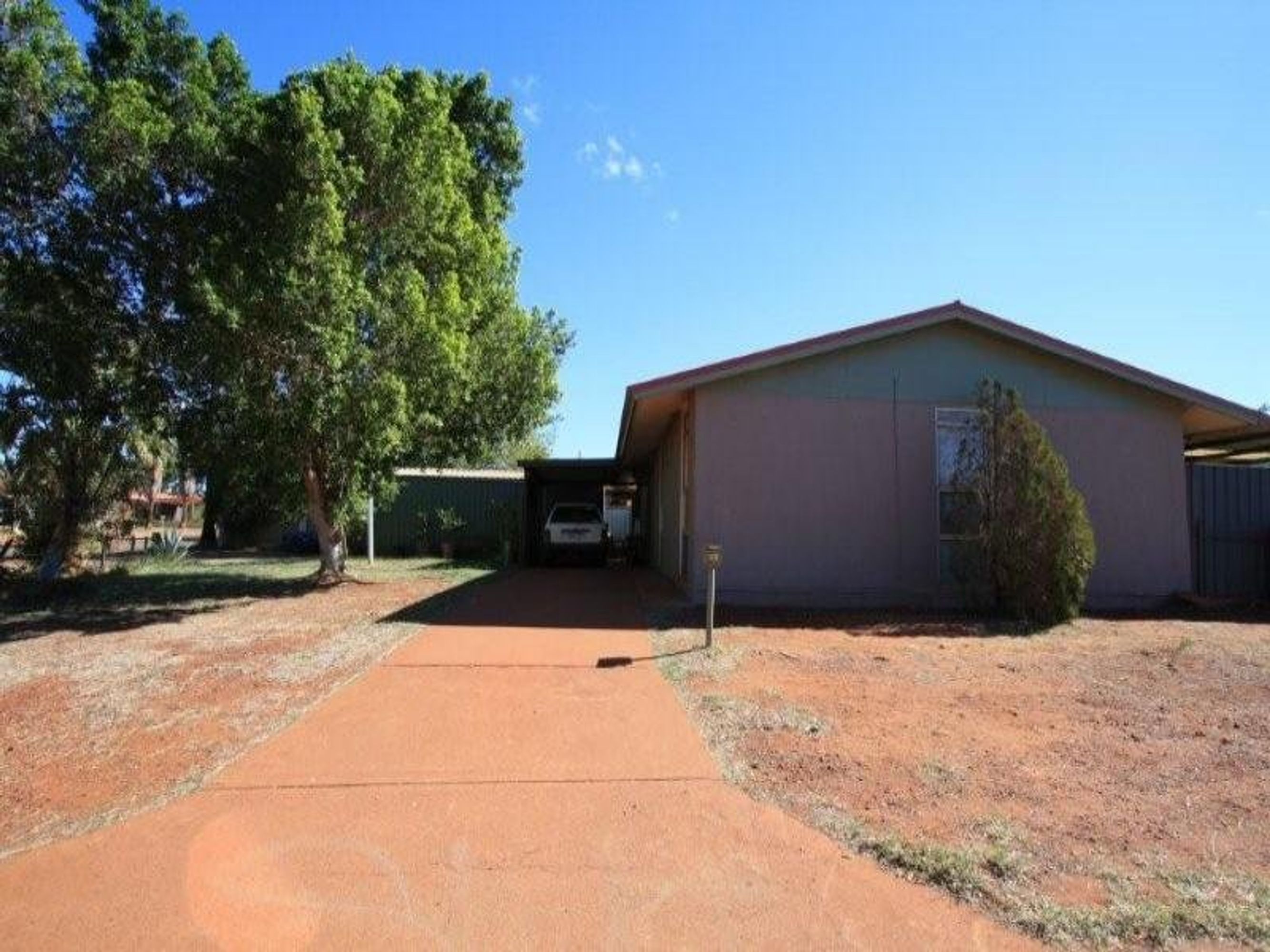 22 Gandawarra Crescent, Newman, Newman - Thumbnail 2