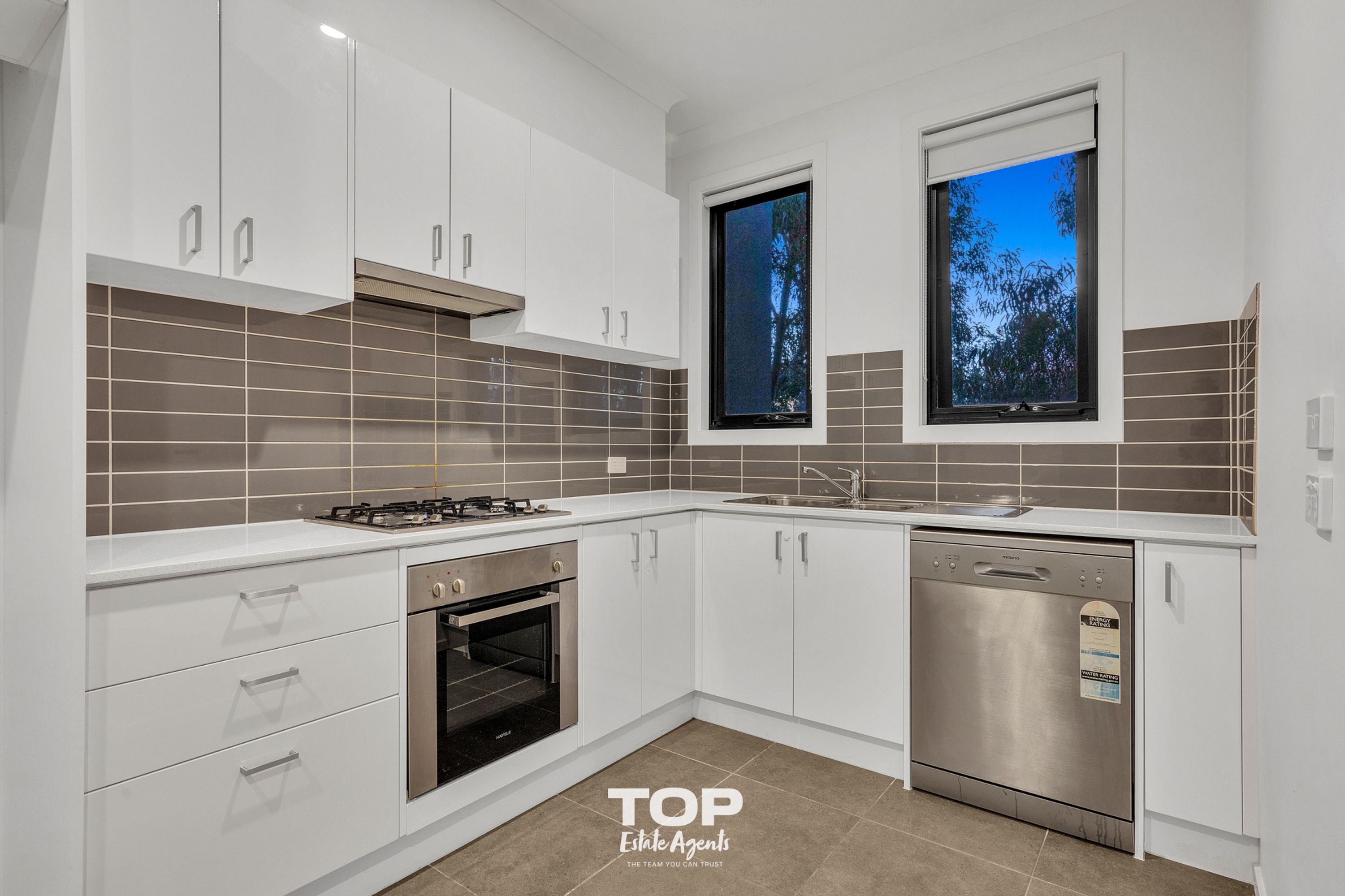 78 Heather Grove, Clyde North - Thumbnail 4