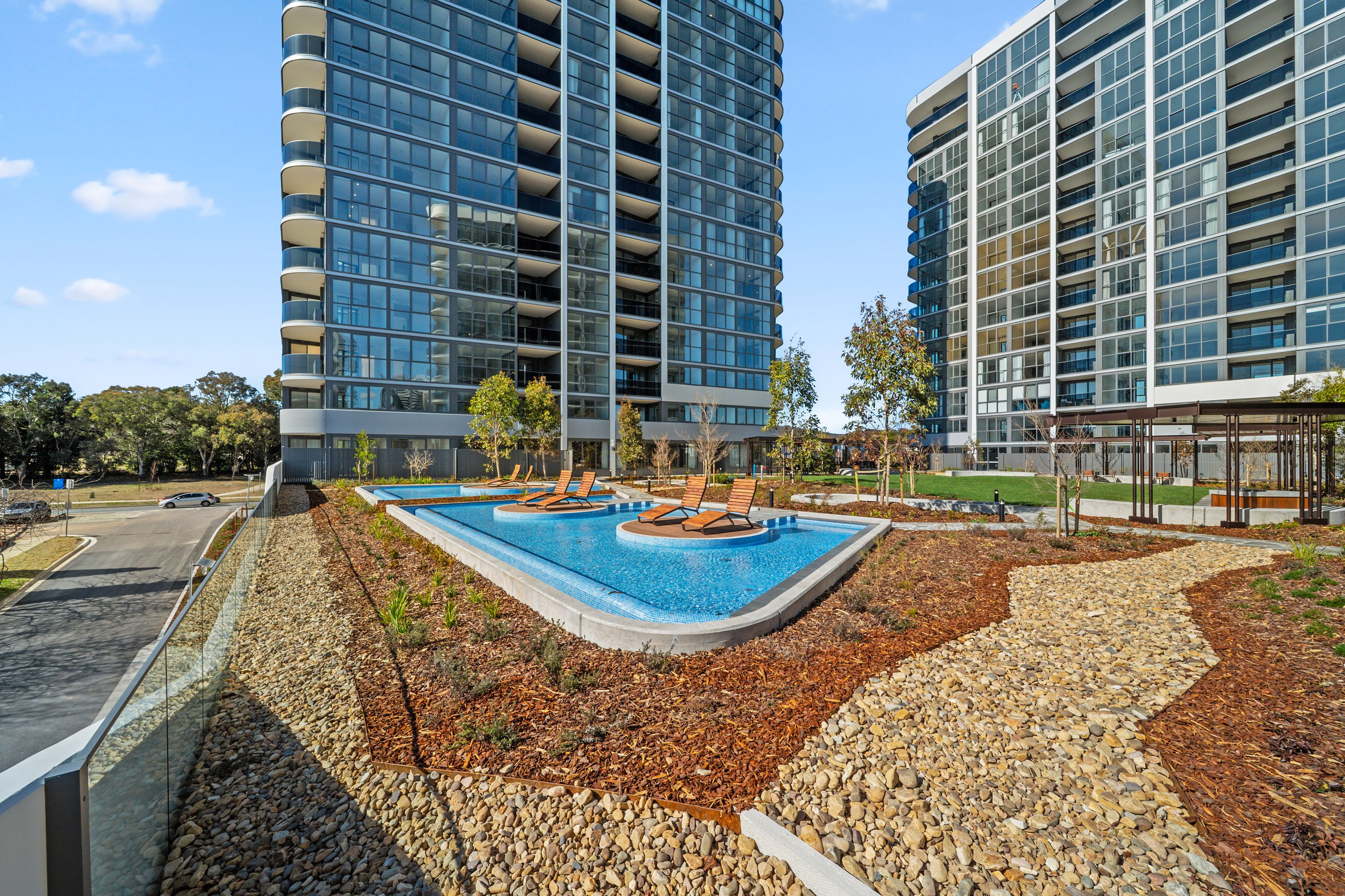 803/104 Easty Street, Phillip - Thumbnail 2