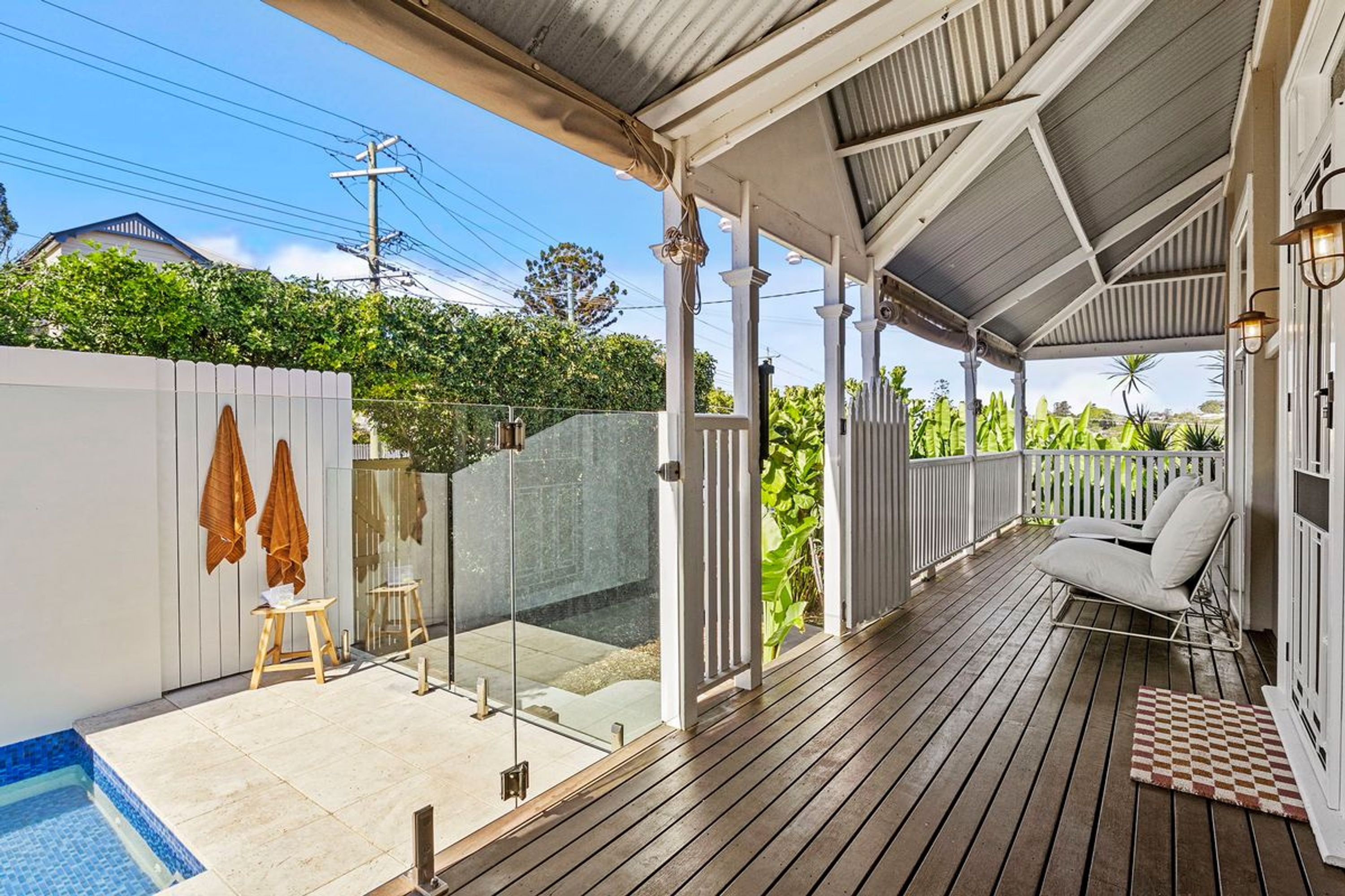 48 Ellena St