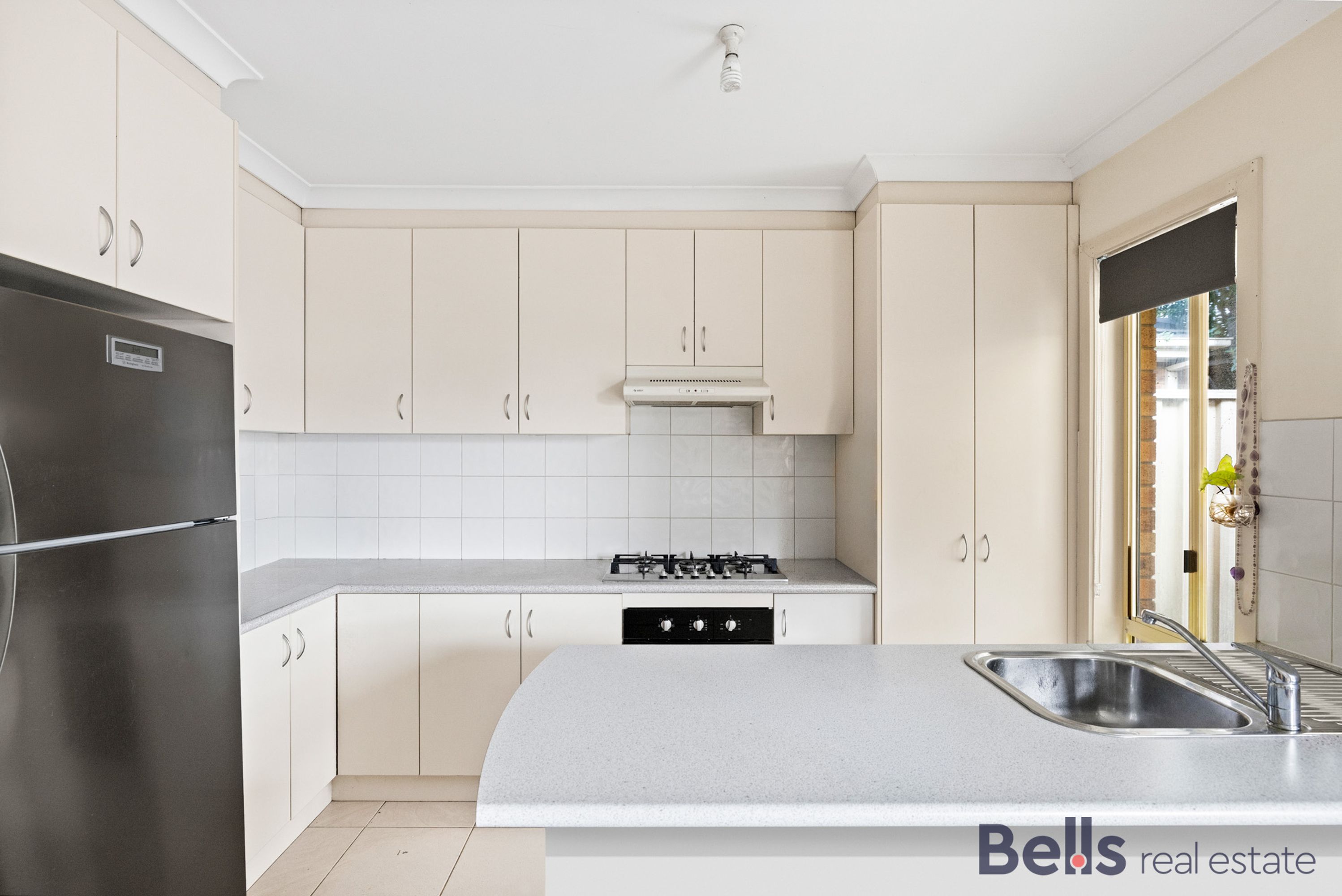 2/10 Castley Crescent, Braybrook - Thumbnail 4