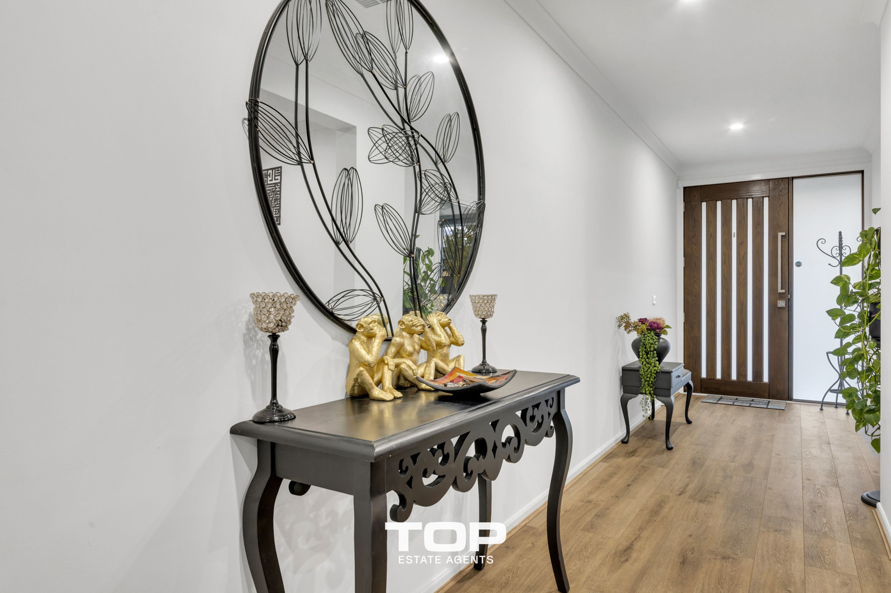 19 Sutil Drive, Clyde North - Thumbnail 4