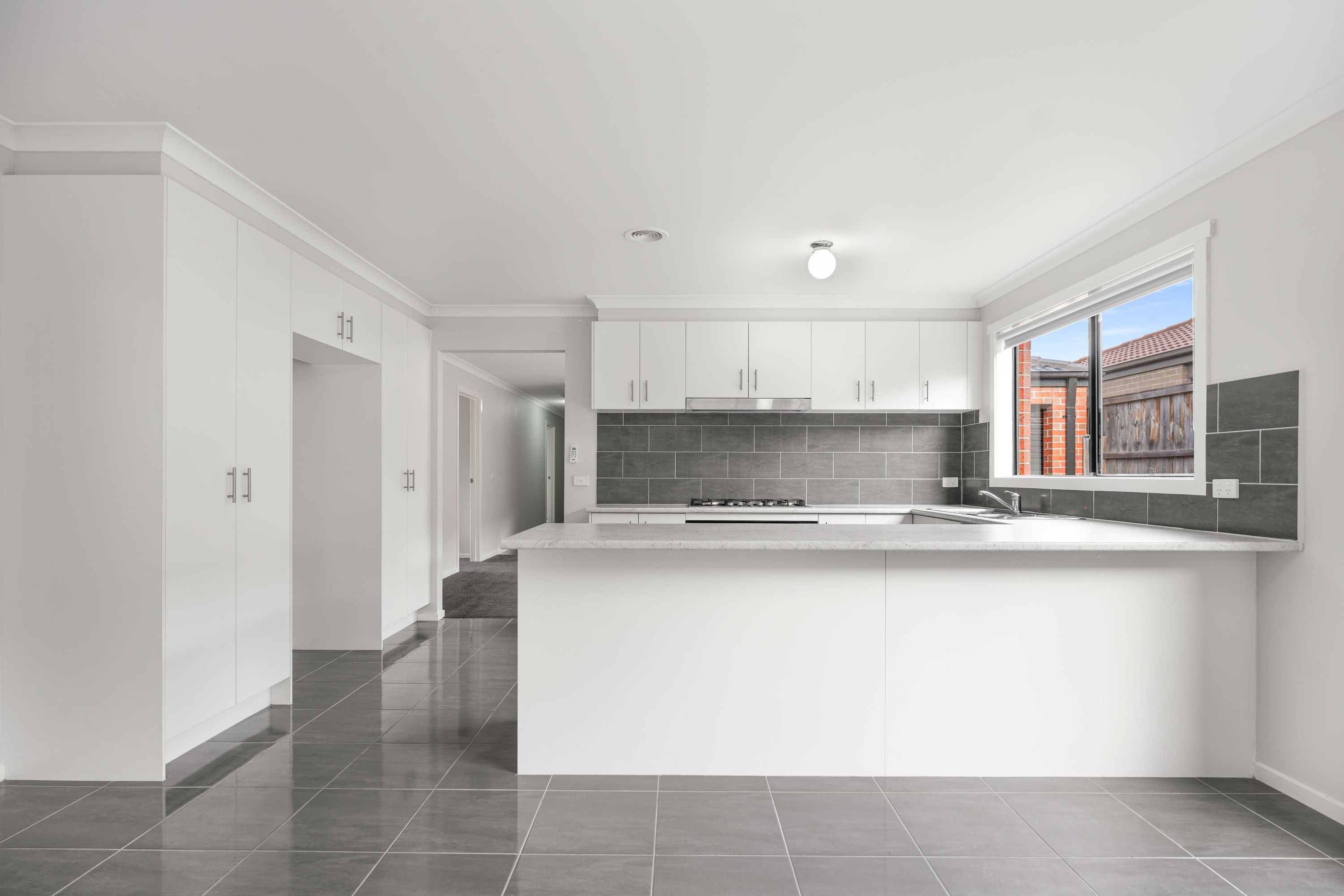 12 Meadowlea Crescent, Pakenham - Thumbnail 2