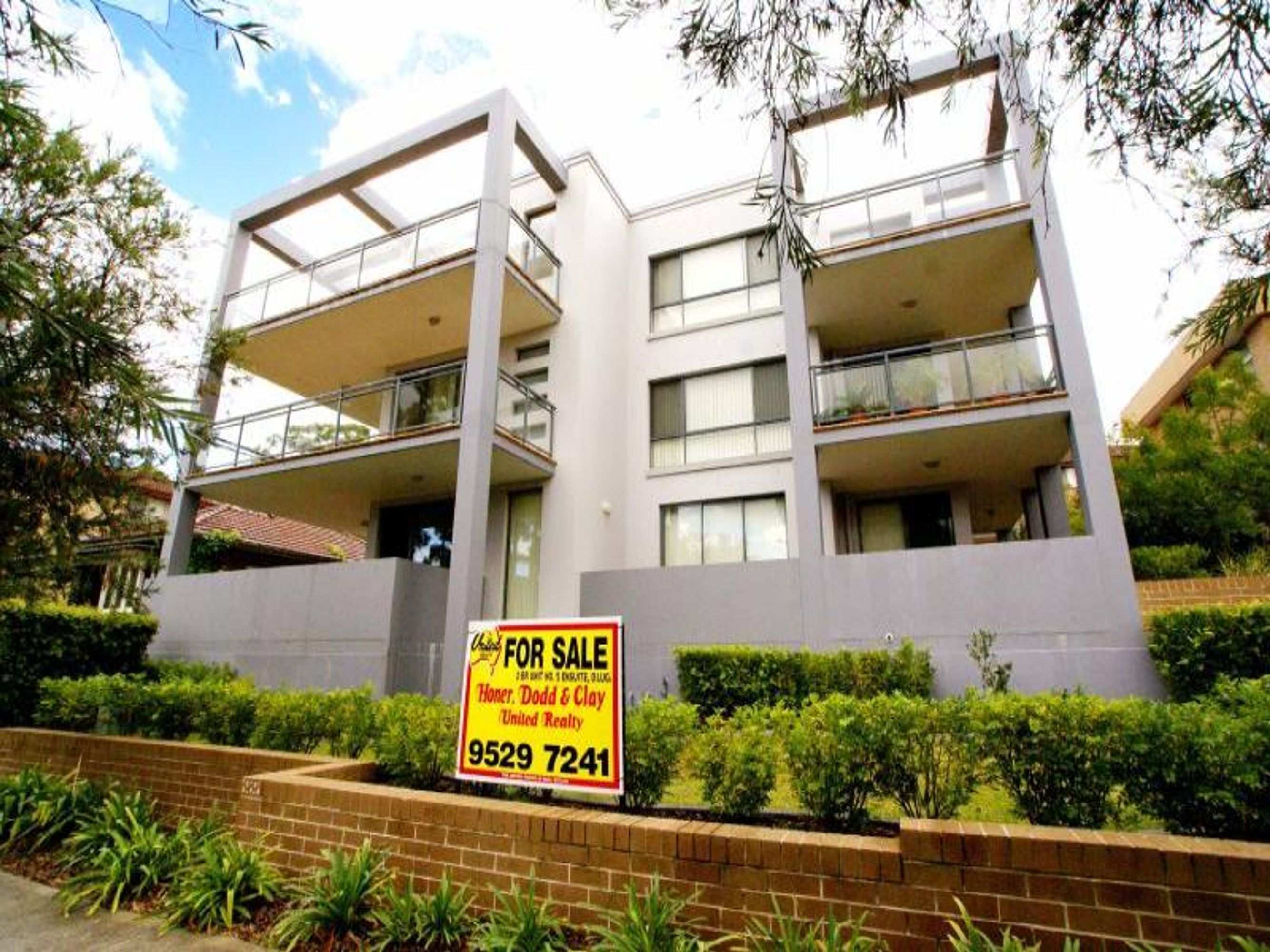 12/19-21 Andover St, Carlton, Carlton - Thumbnail 2