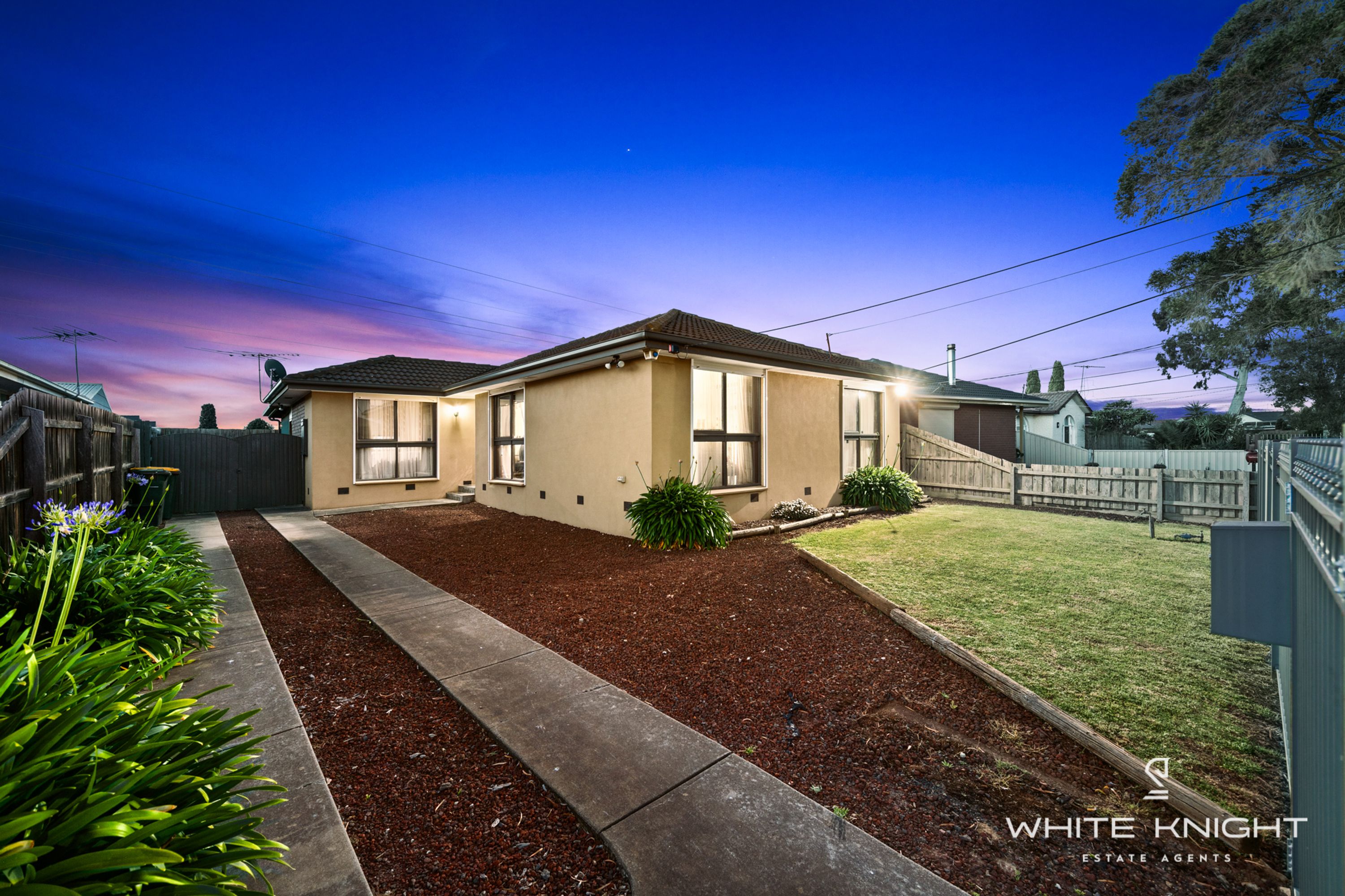 12 Nova Avenue, Deer Park VIC 3023, Deer Park - Thumbnail 2