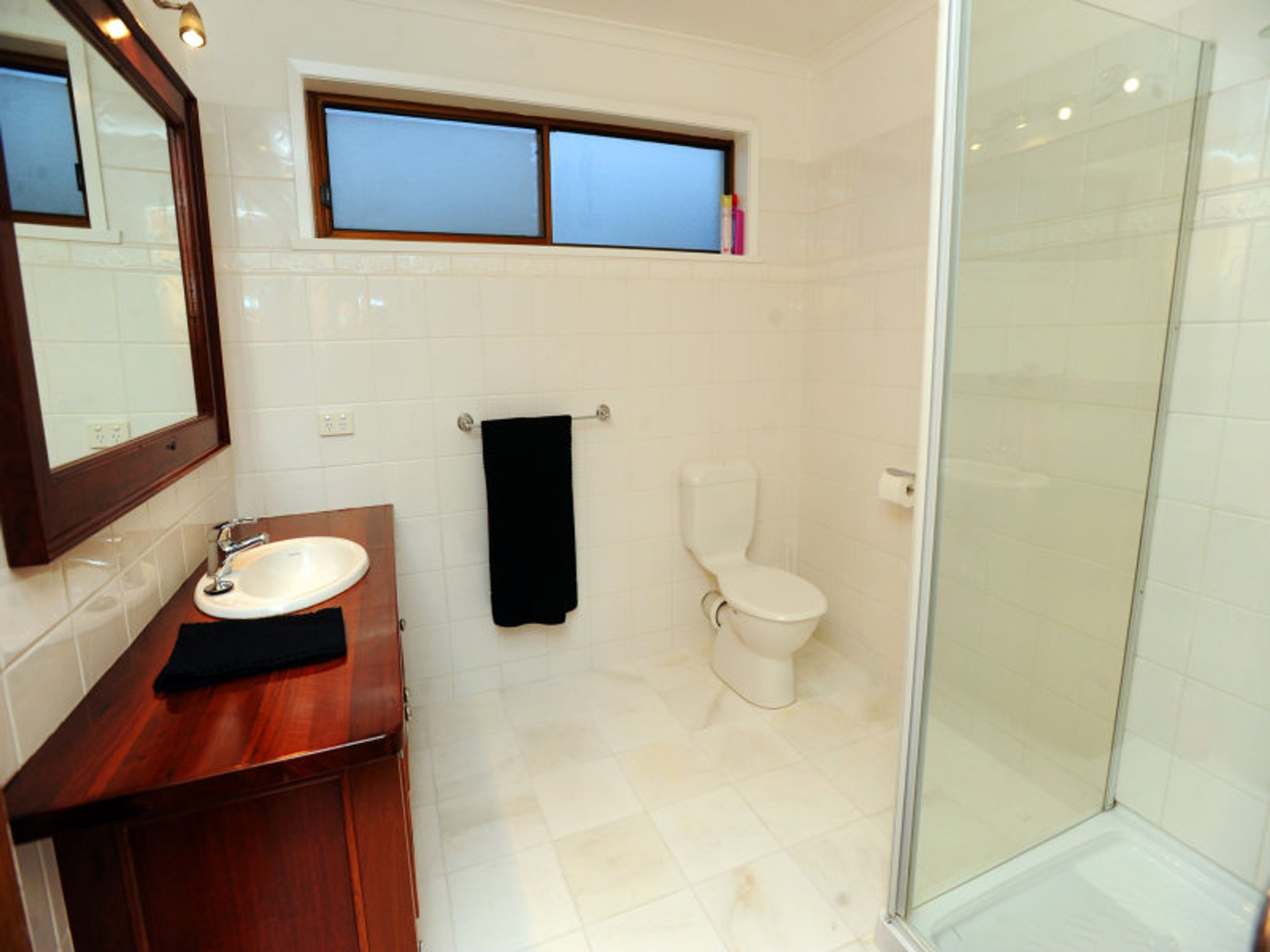 16 Centenary Avenue, Horsham VIC 3400, Horsham - Thumbnail 6
